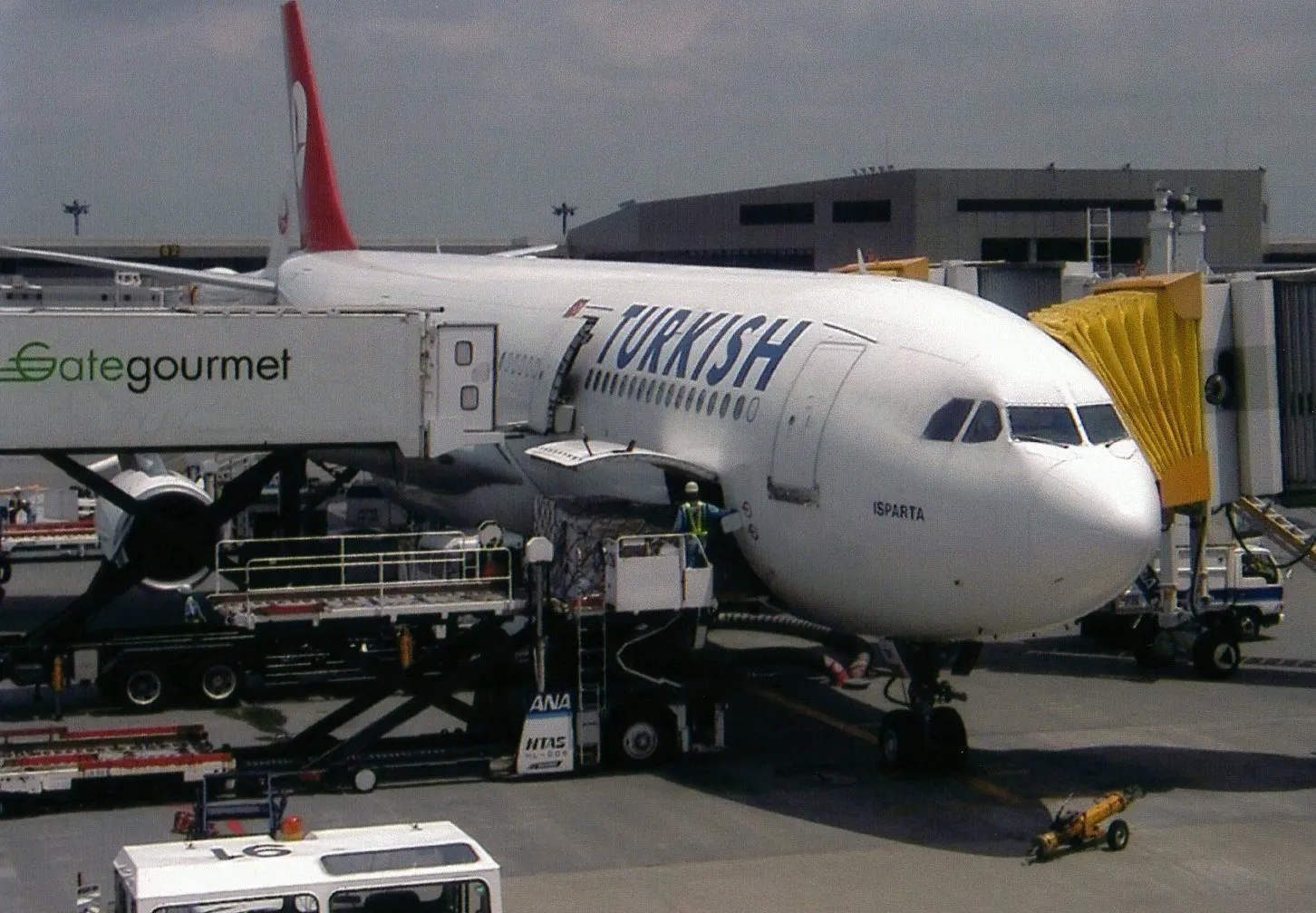 成田から中国、上海へ向かう