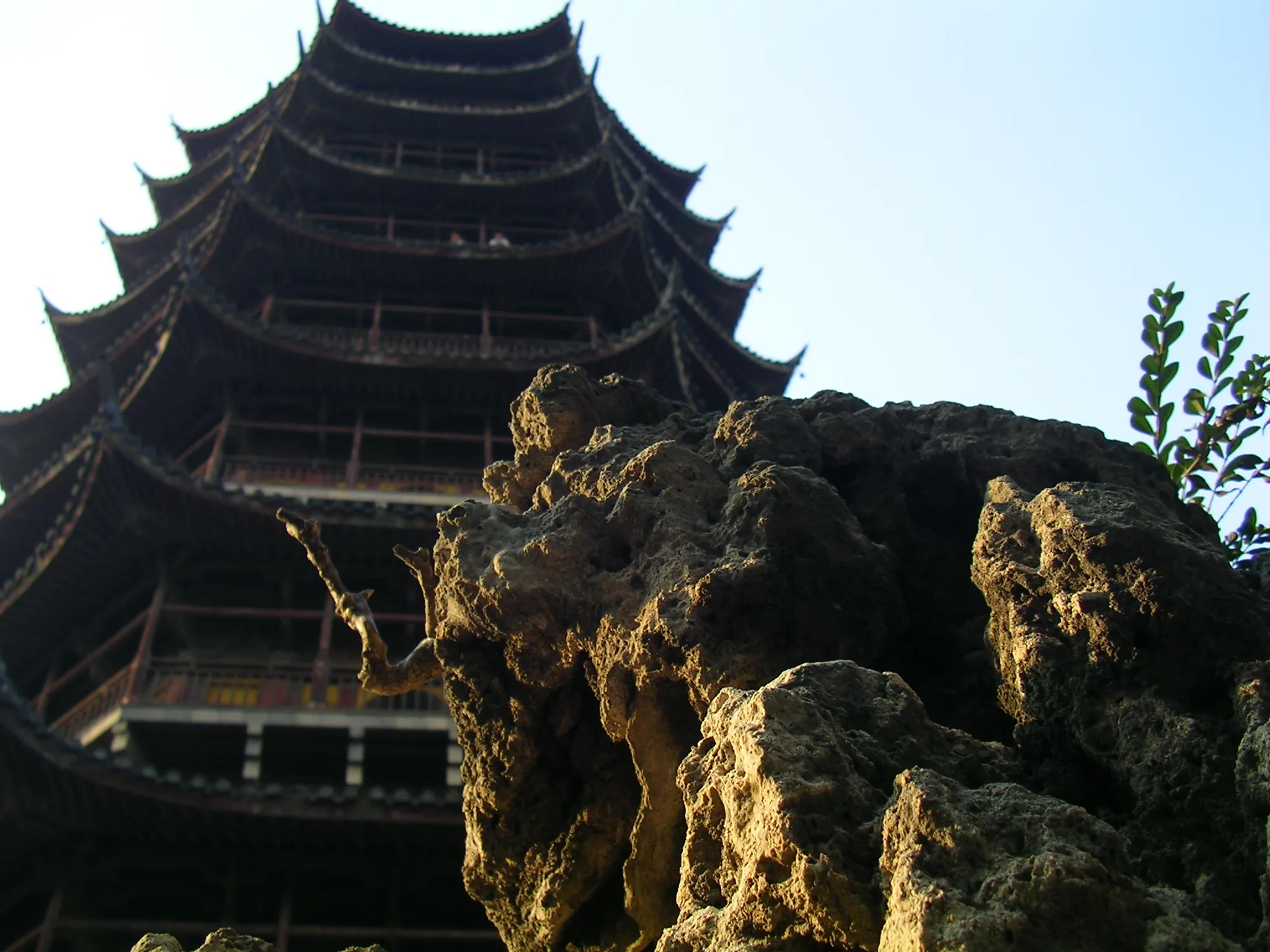 なんとなく撮影。この時のビデオカメラは３００万画素だったかな