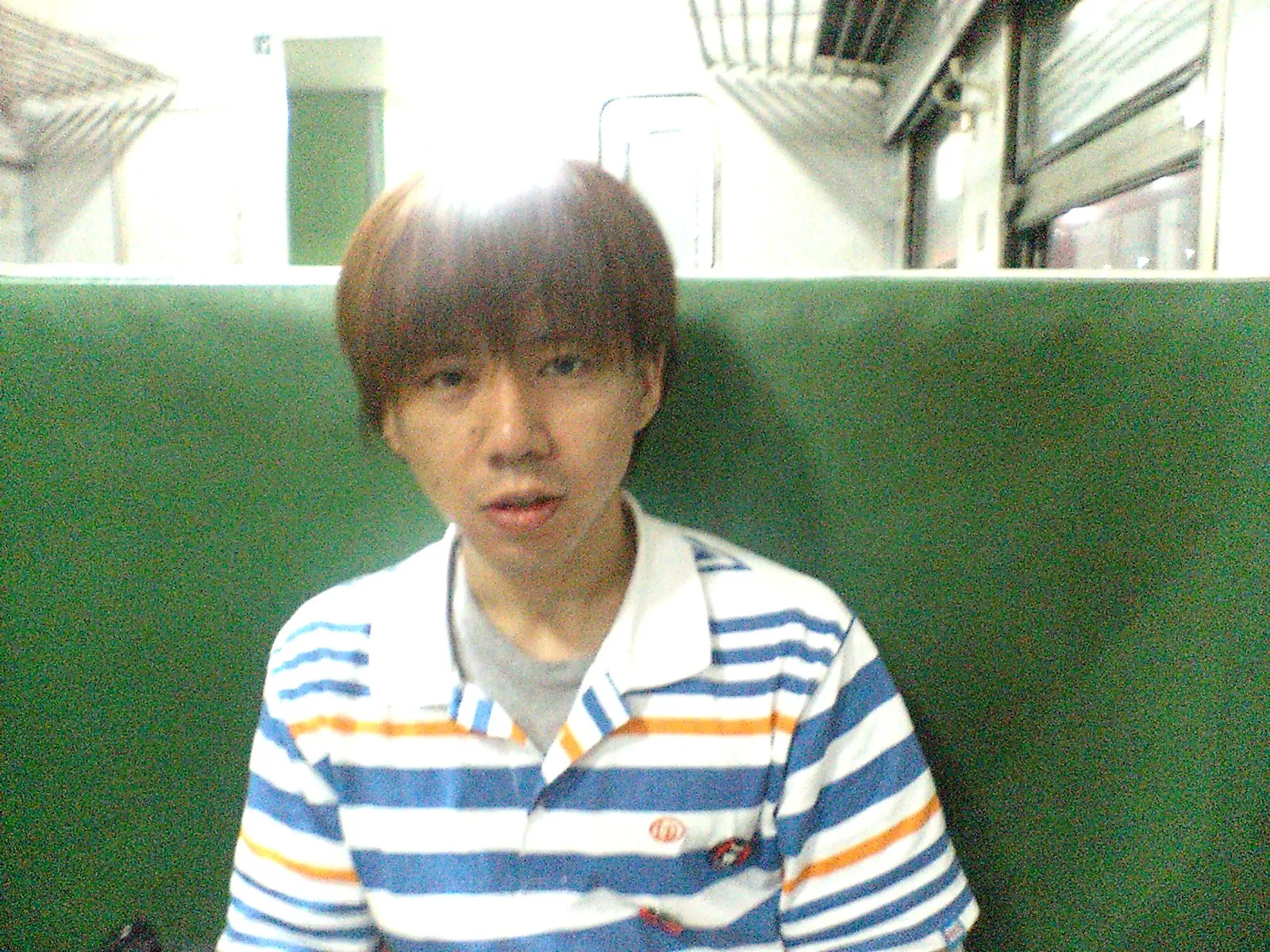 蘇州観光　帰りも列車。これは四川省からの列車で民工がたくさんいた