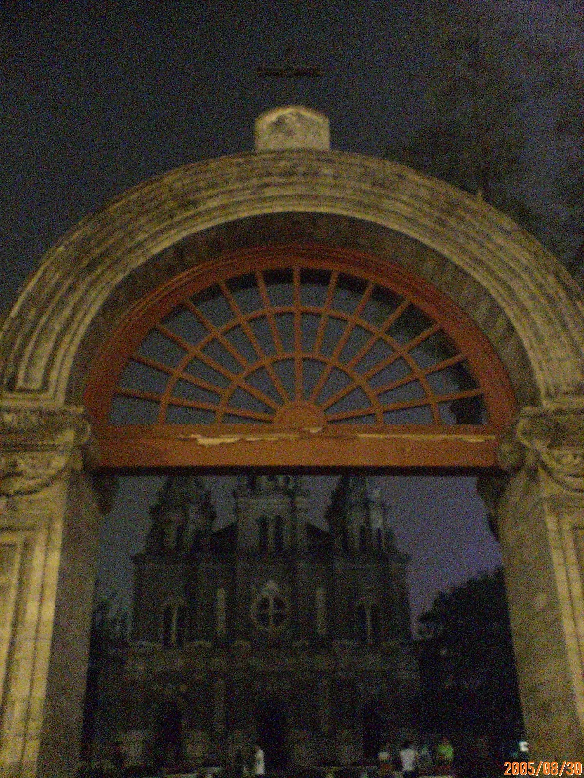 東単の古い教会