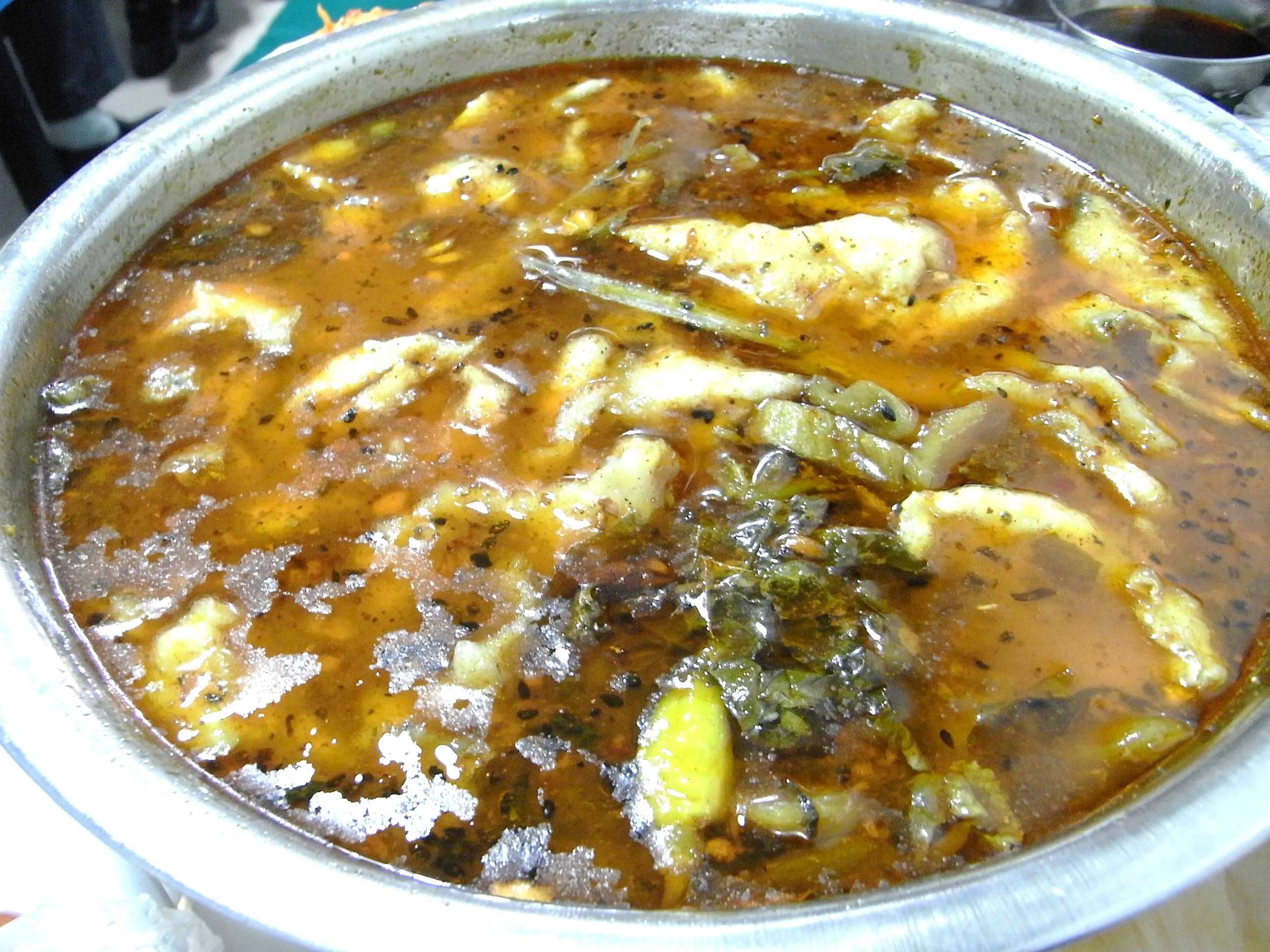 中山公園付近の上海料理店で食べた水煮魚