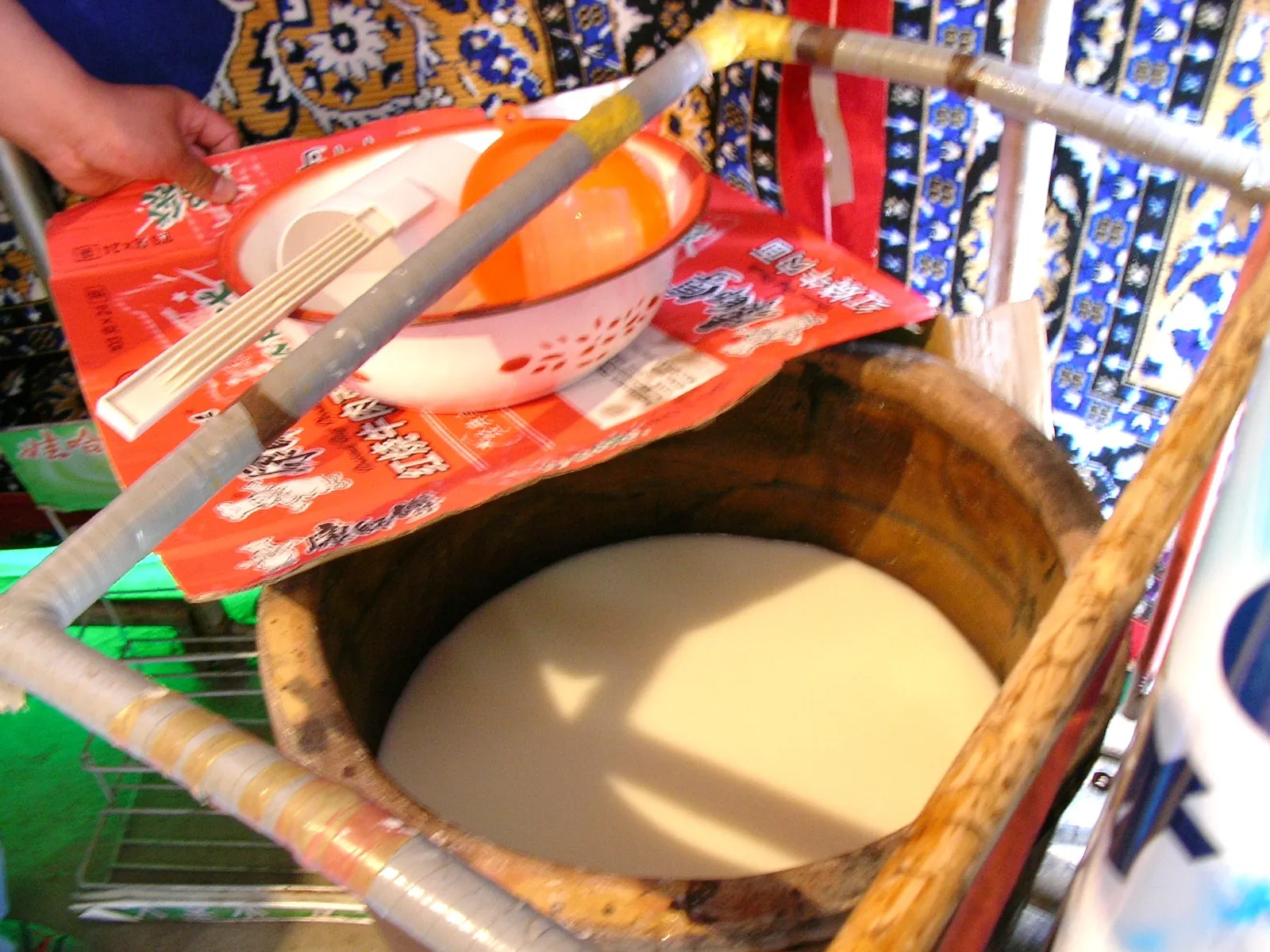 南山牧場の馬乳