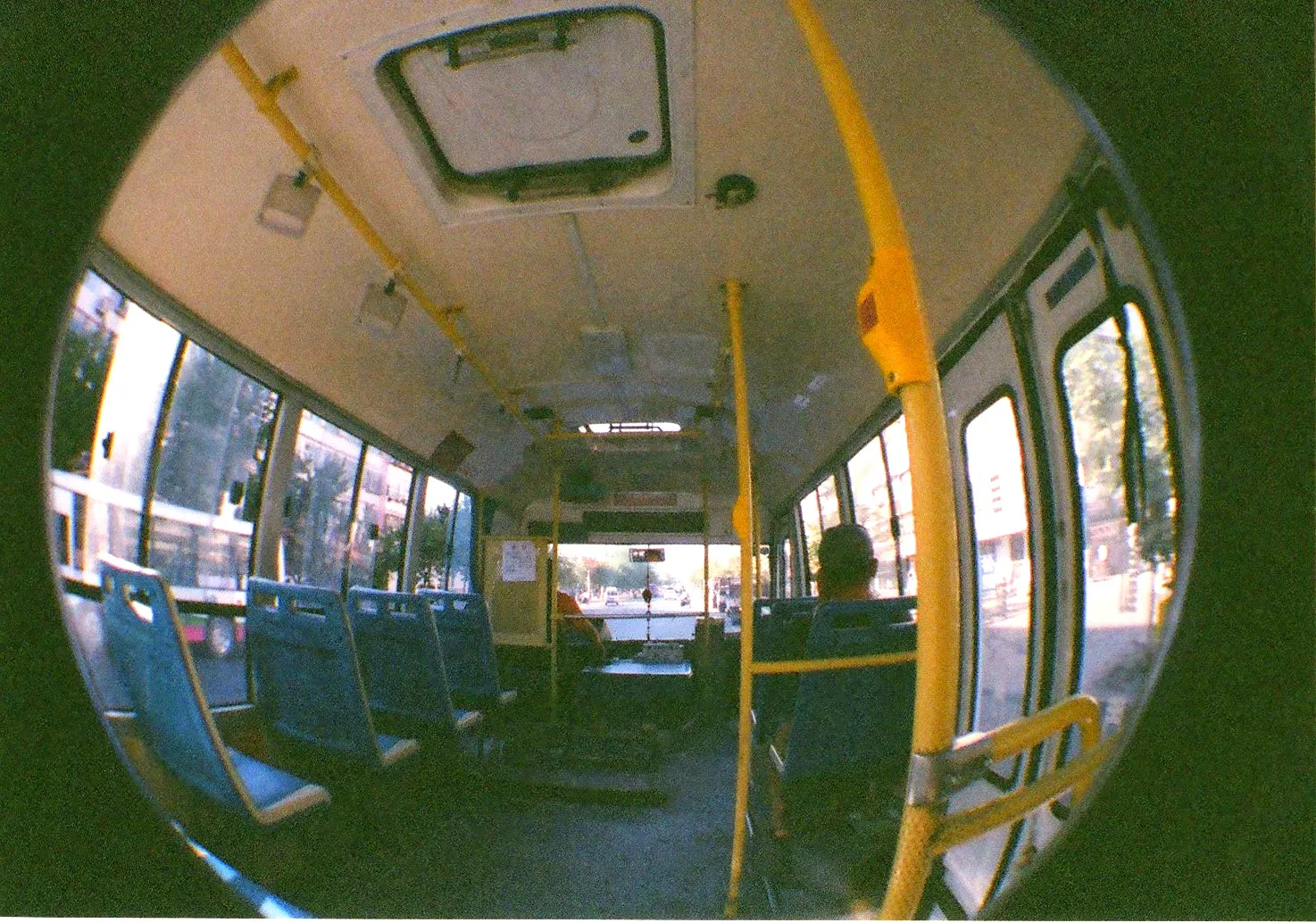 朝のタクシー待ち