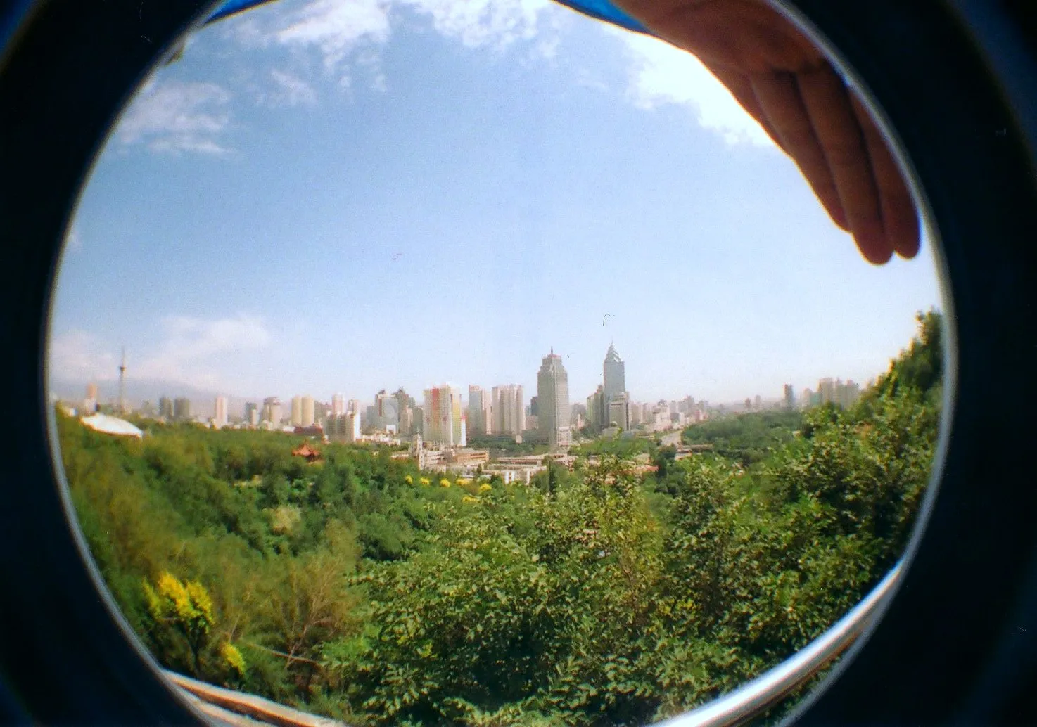 LOMO Fisheye2で撮影したウルムチ市内