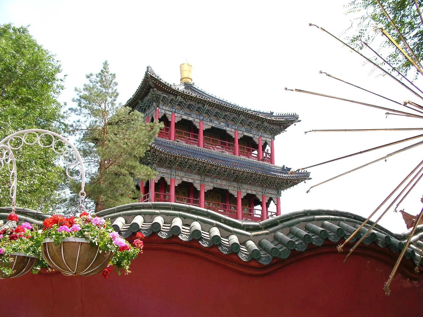 紅山公園内の遠眺楼