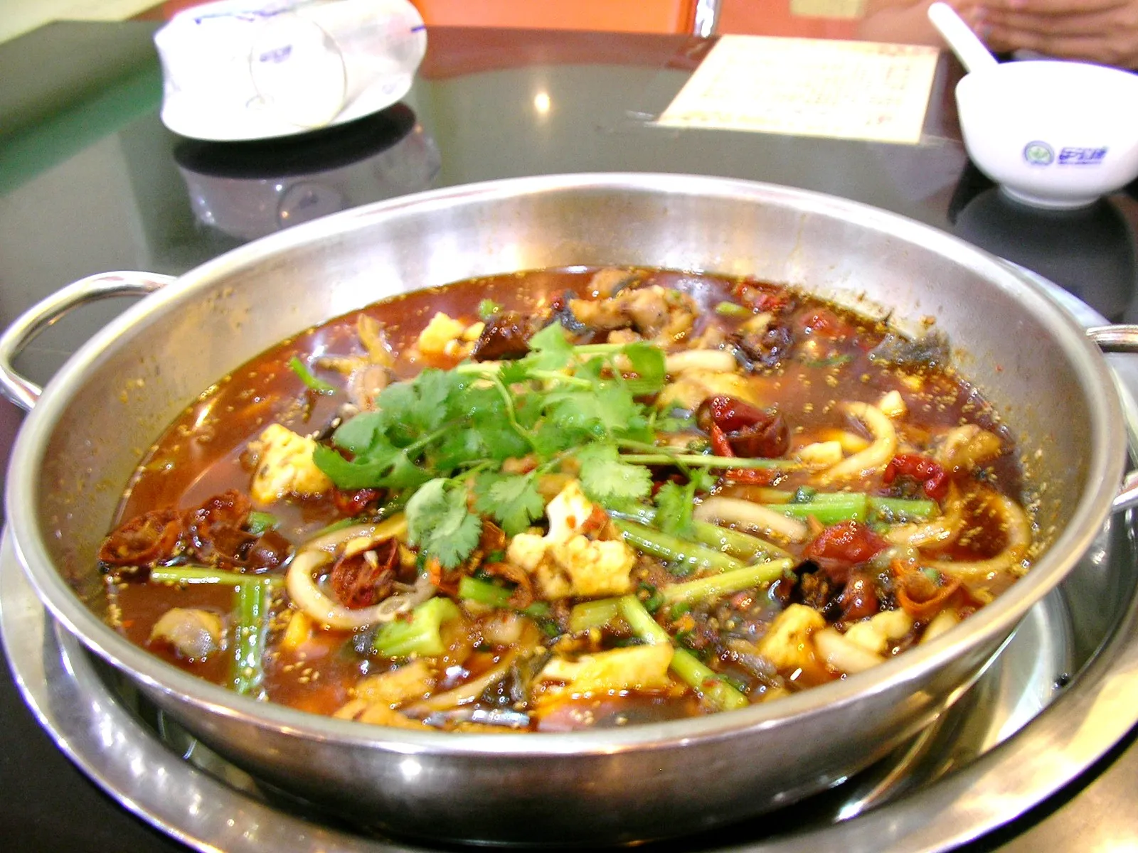 辛い鯰(ナマズ)の水煮魚