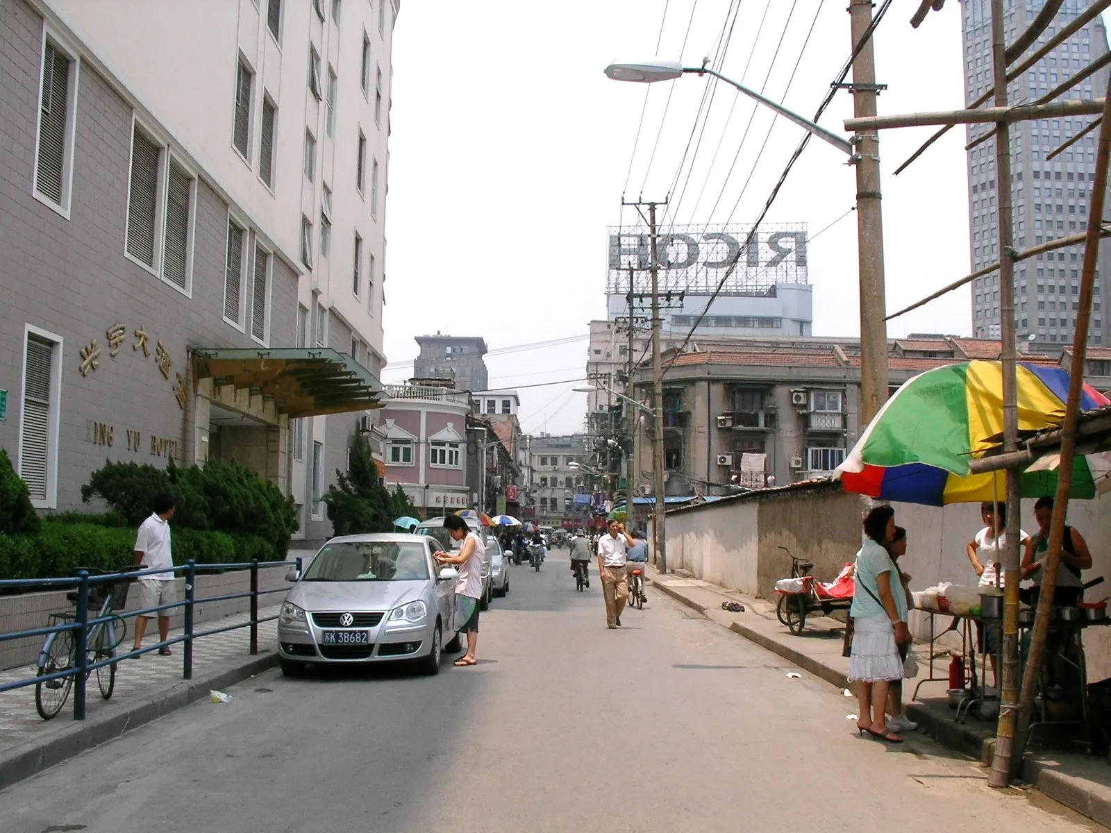 上海万博会場付近の風景