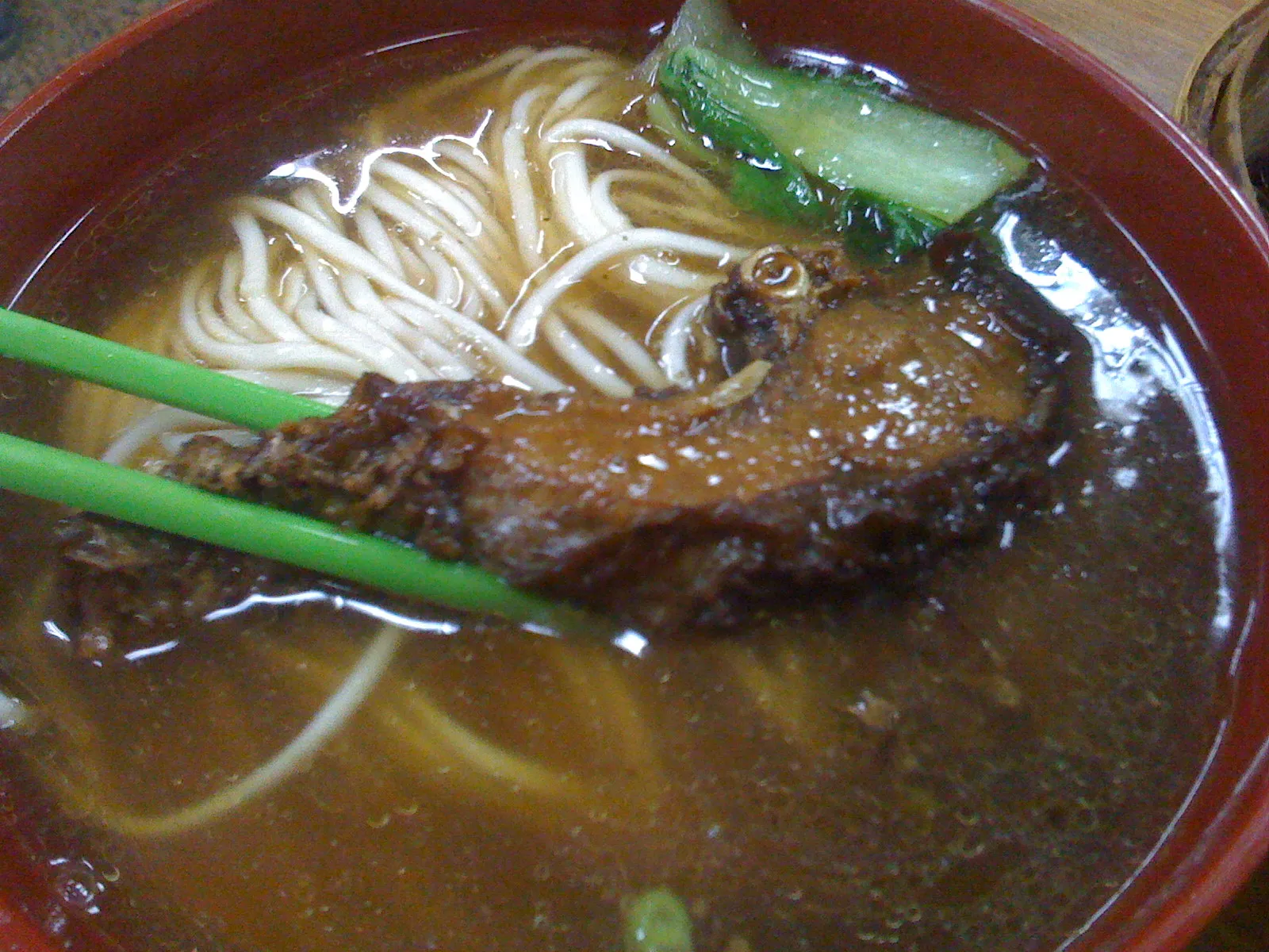 豚肉リブのラーメン