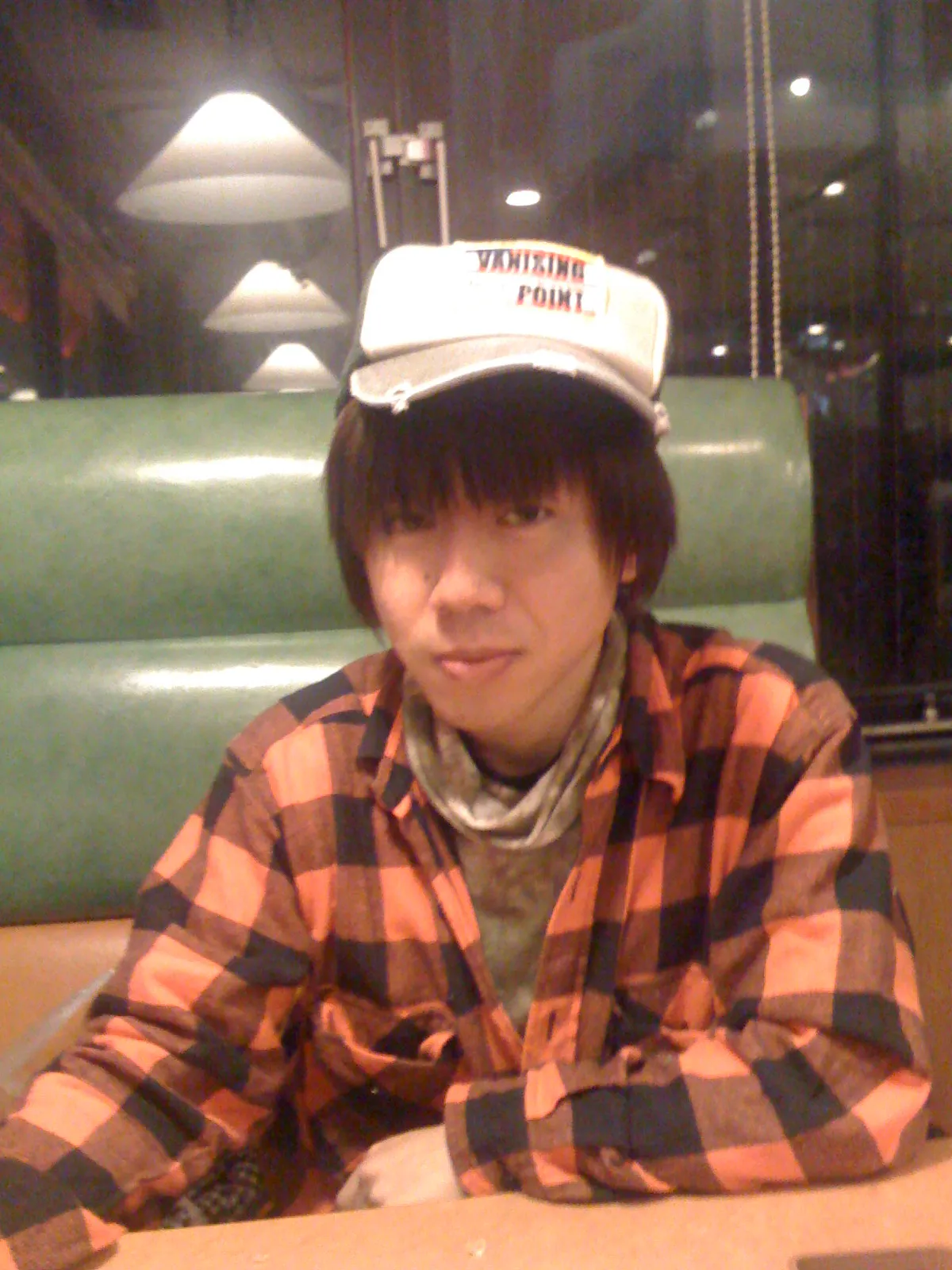 ファミレスでの記念撮影