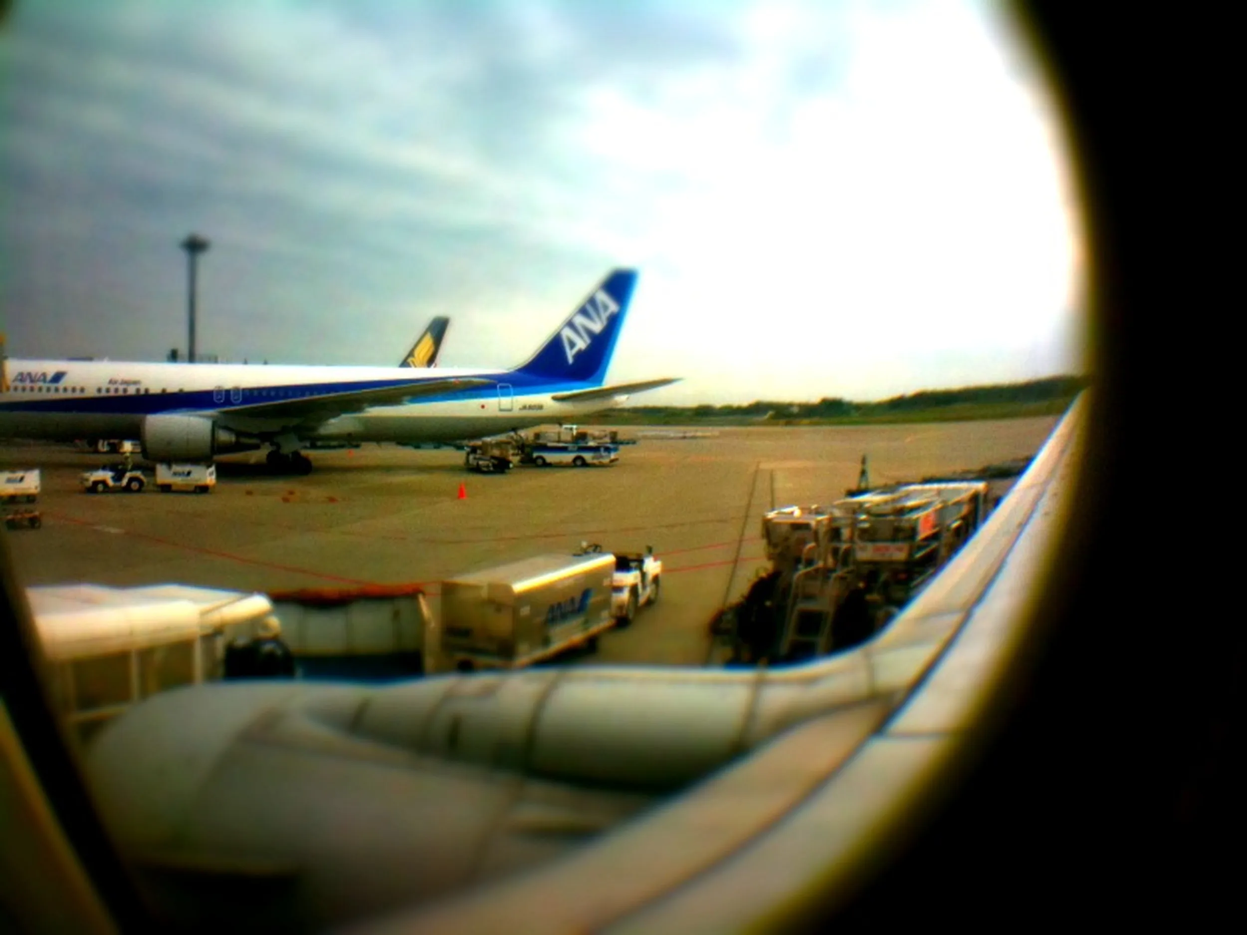 成田から上海経由で重慶へ出発