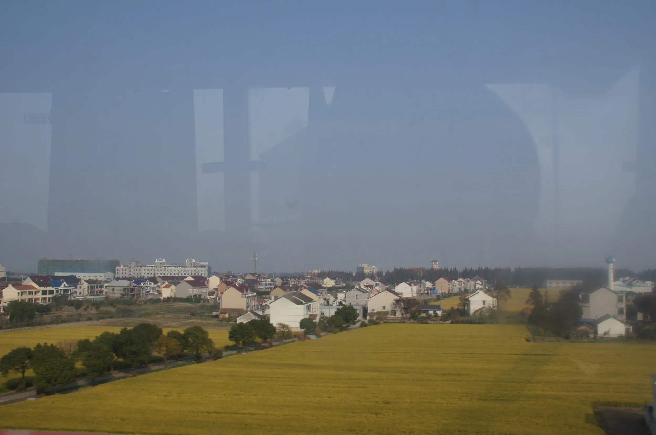 空港～上海駅間 車窓風景