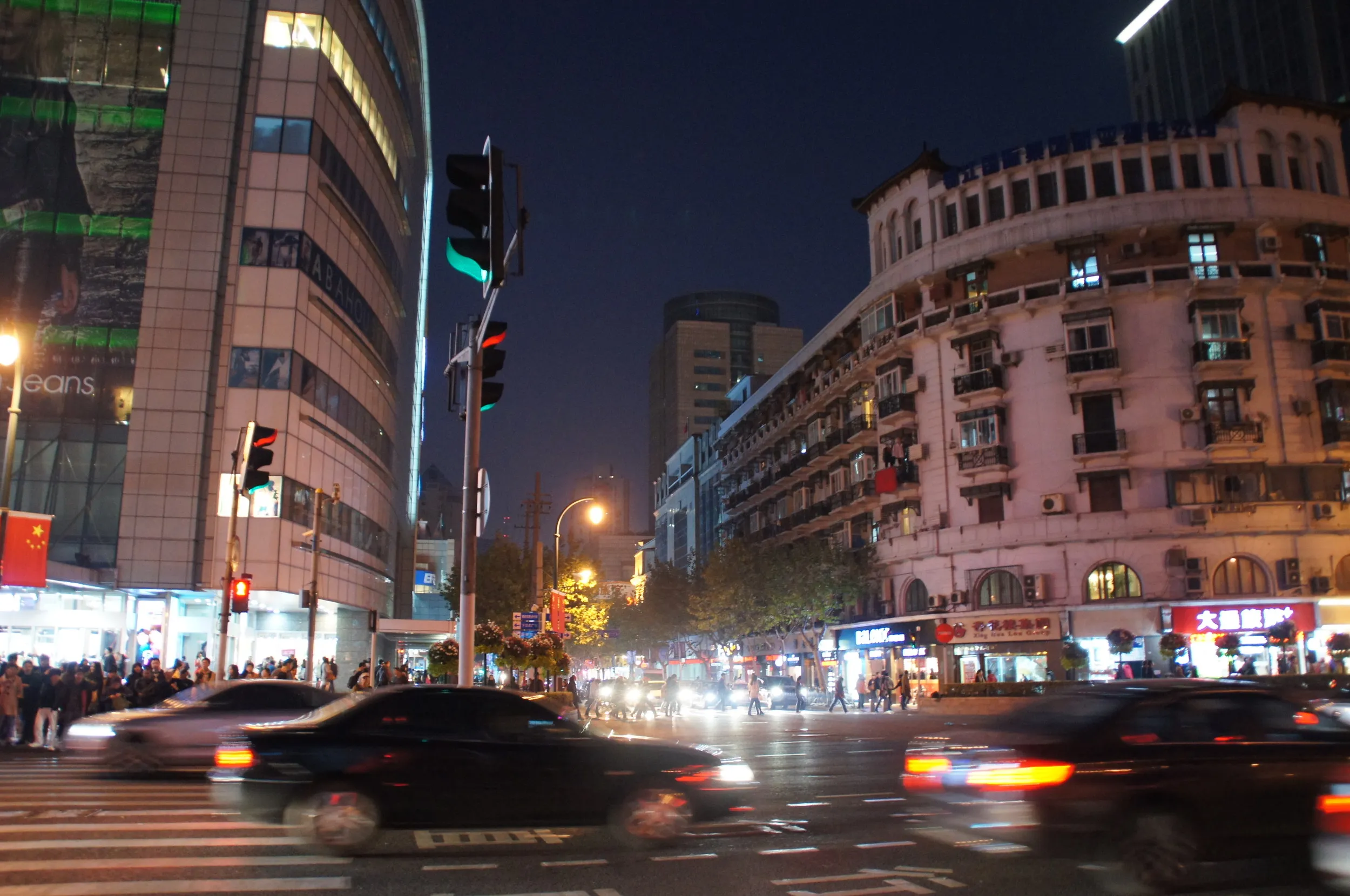 人民広場付近の夜景