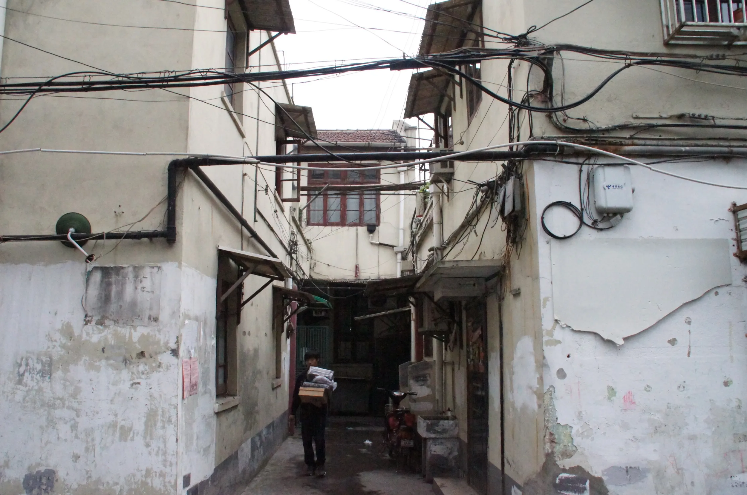 外灘と人民広場付近にある弄堂