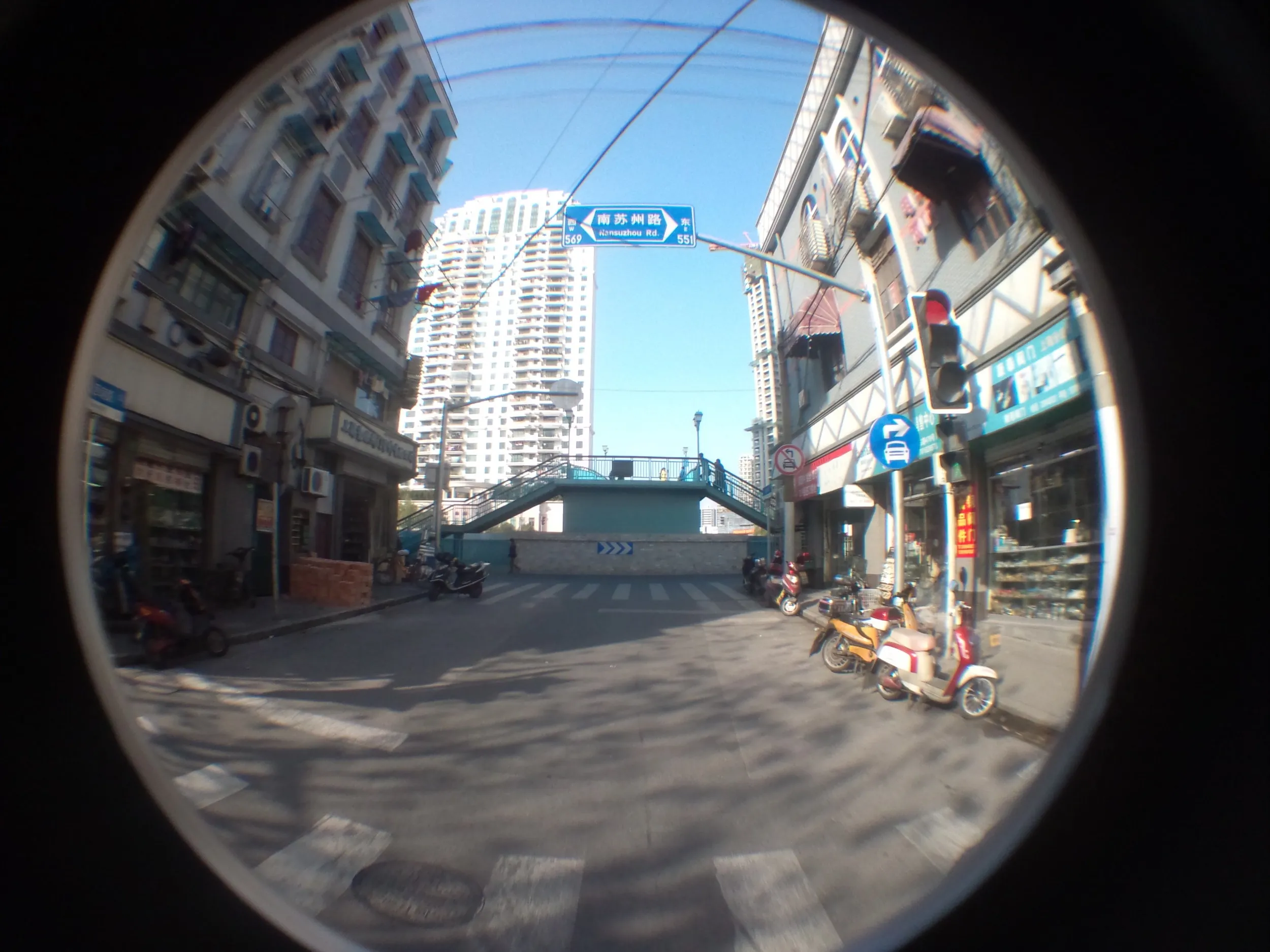 新閘路付～人民広場間の風景