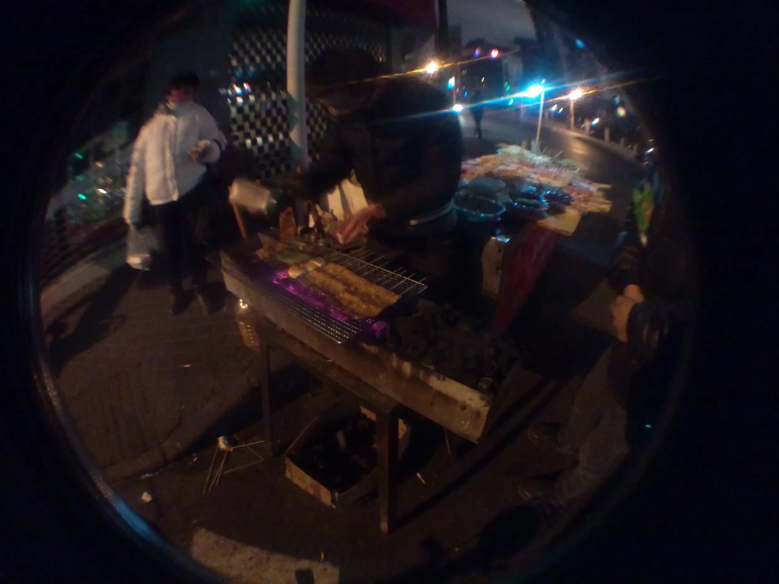 炭火焼きの屋台