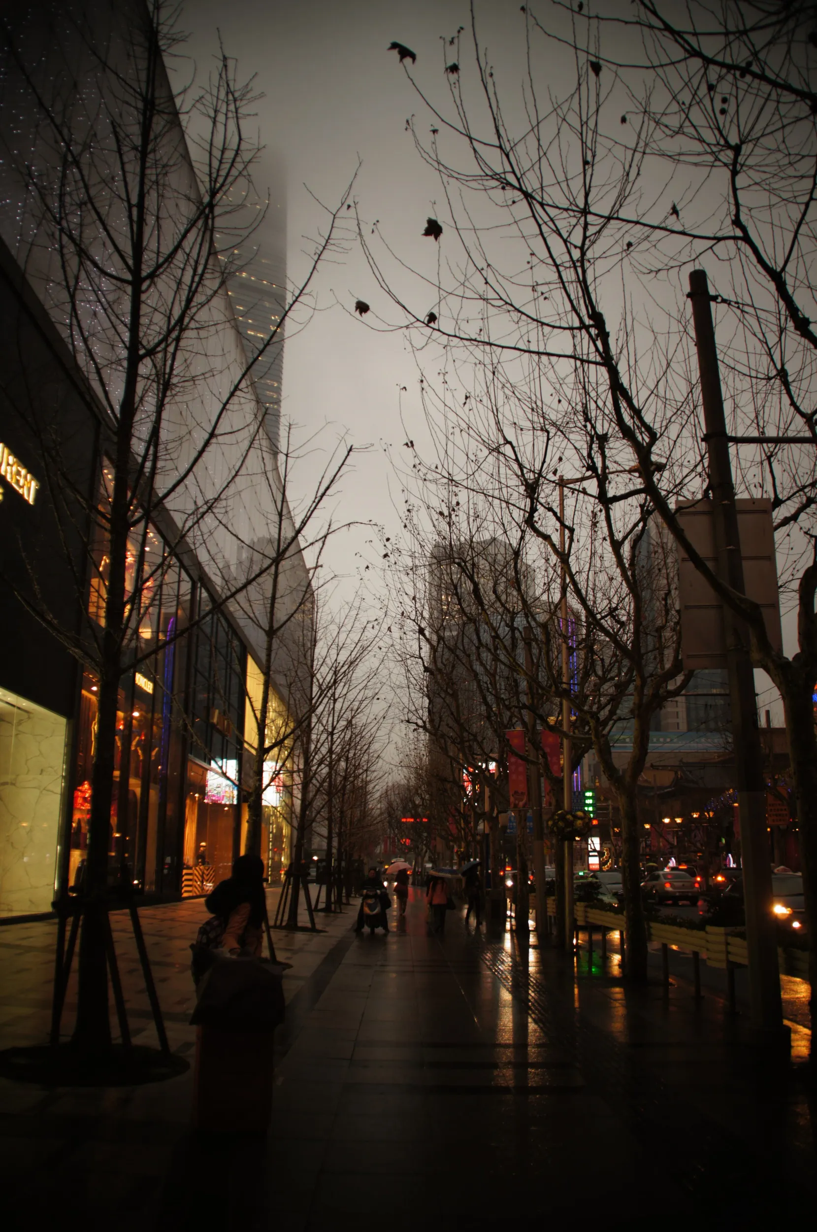 静安寺周辺の街並み