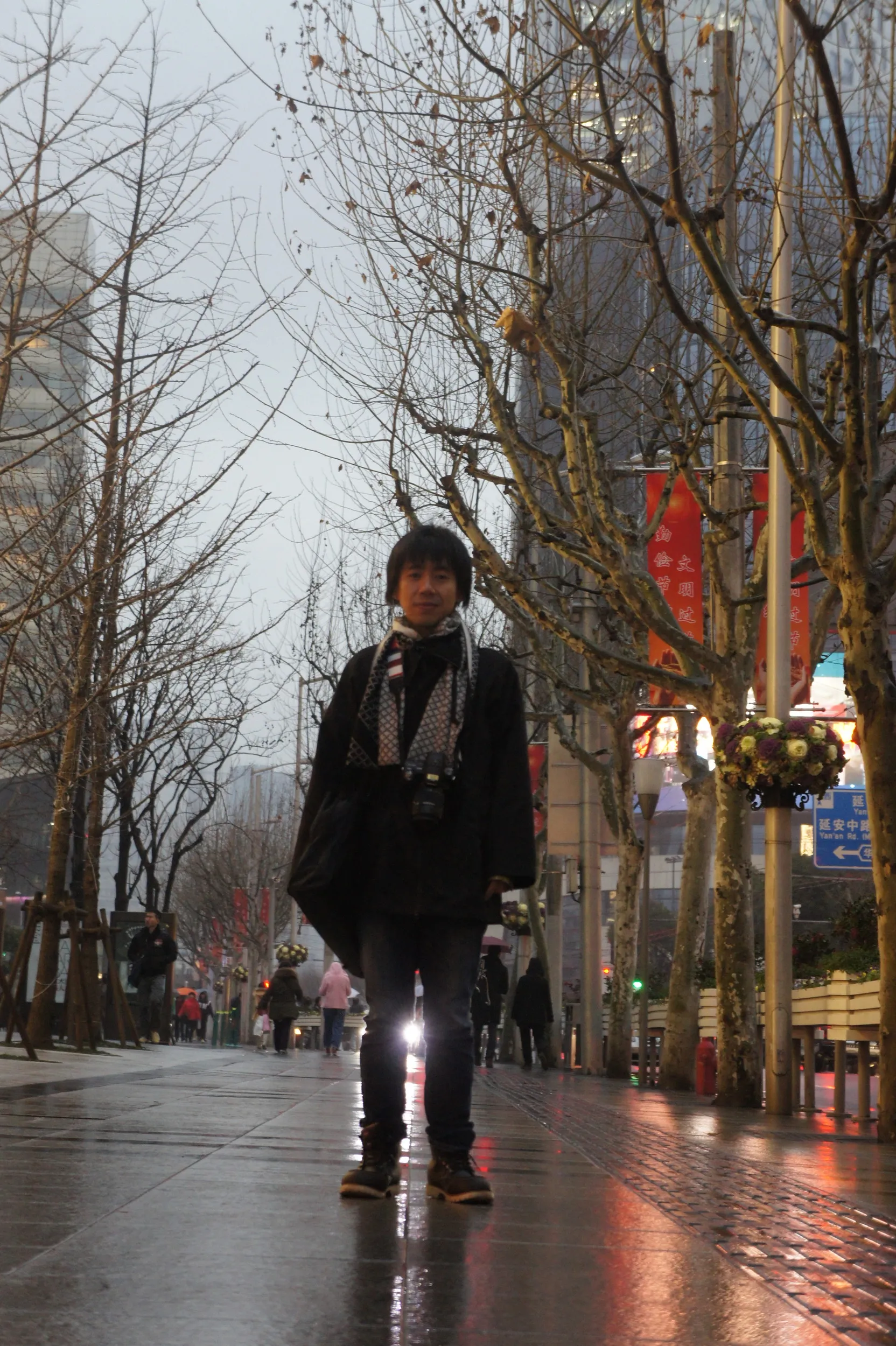 静安寺周辺の街並みと僕