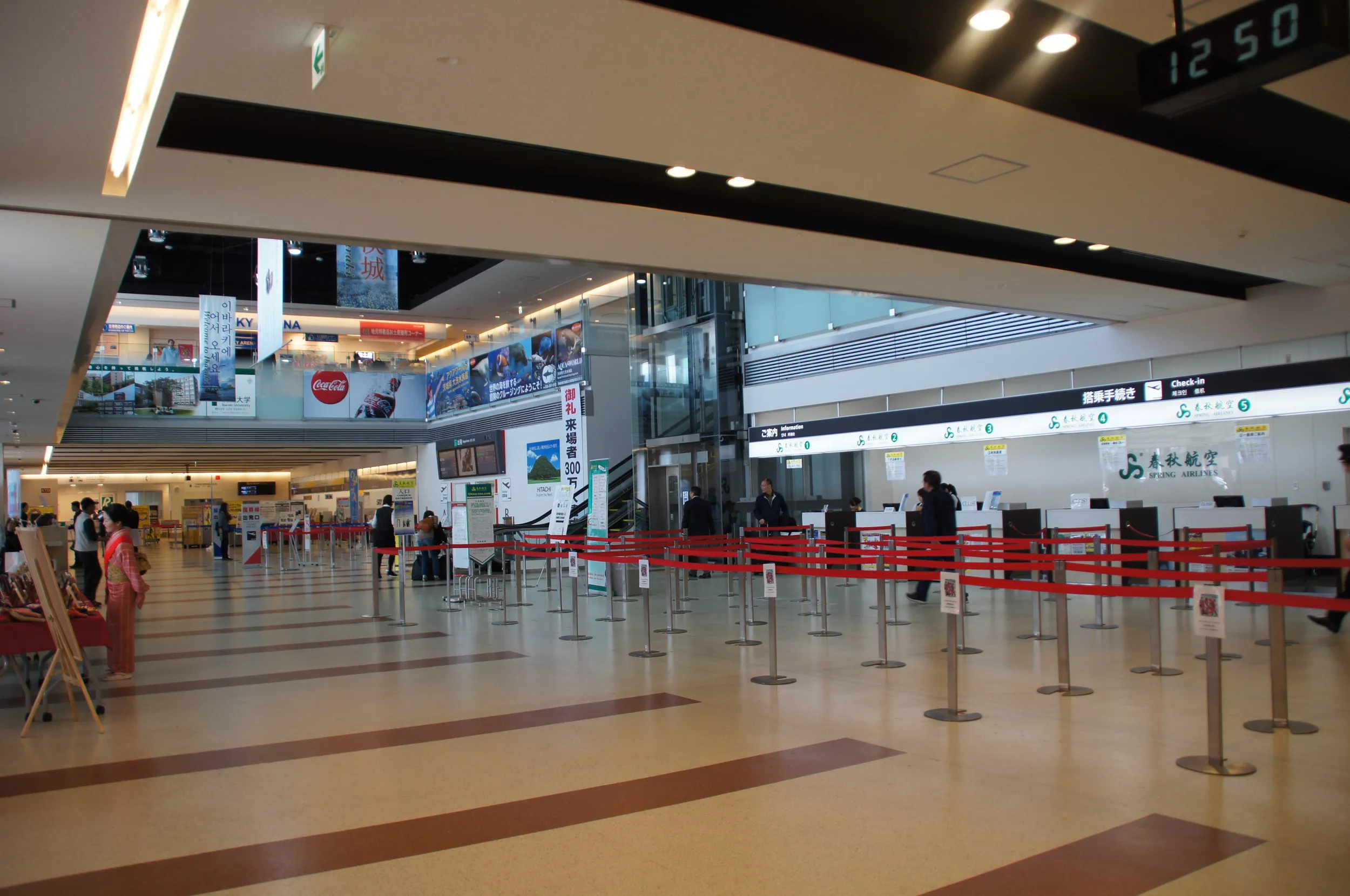 茨城空港の到着ロビー