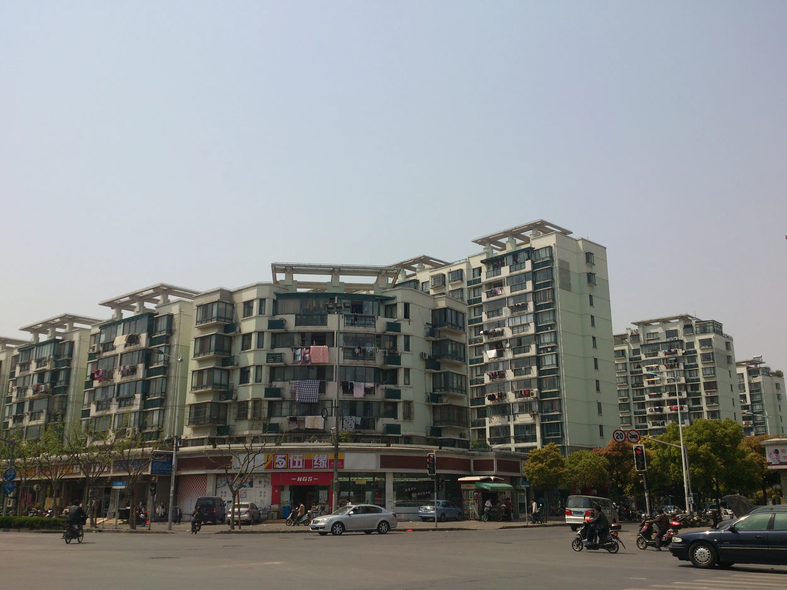 江場西路と少年村路の交差点