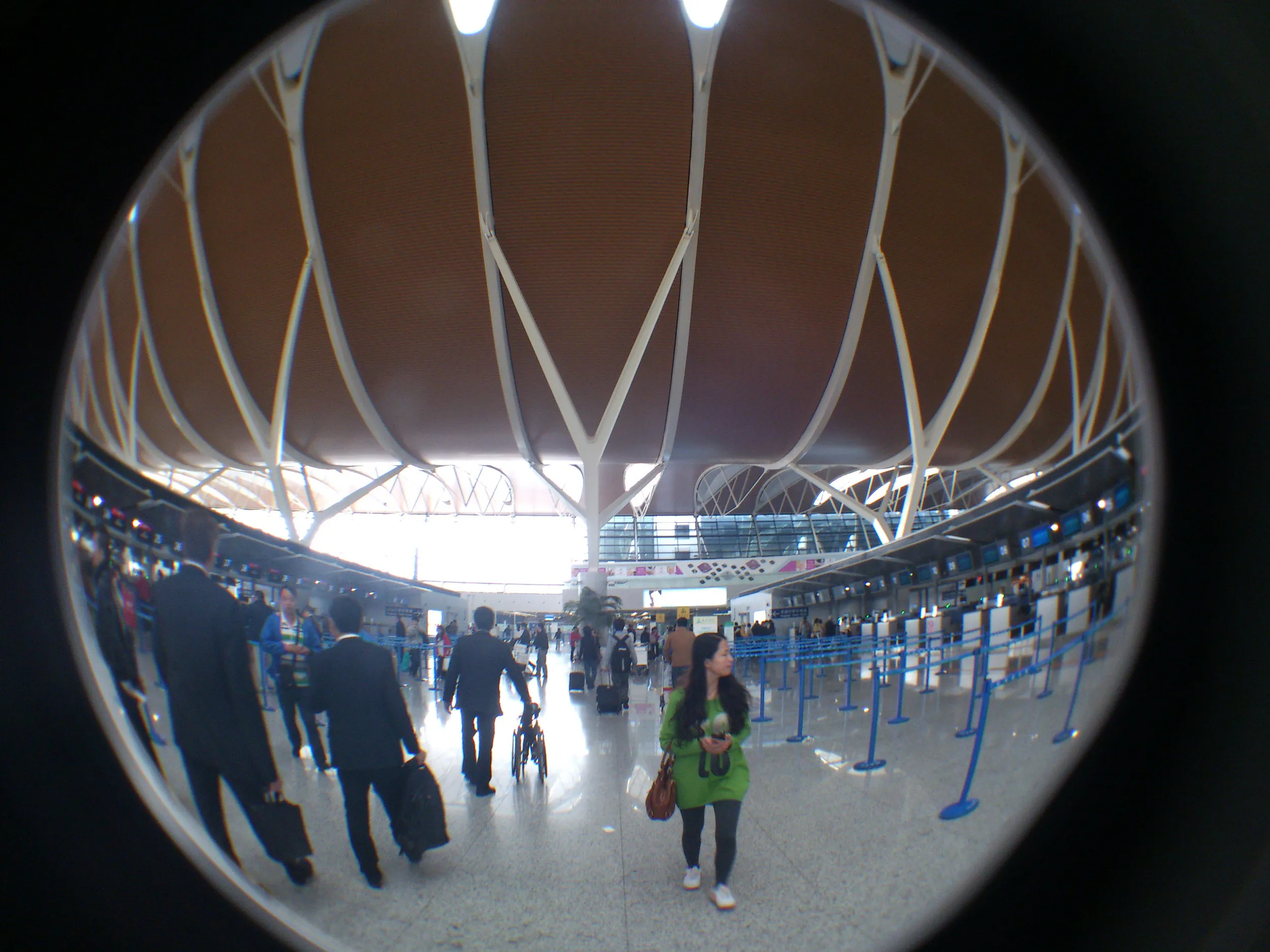 上海浦東国際空港のロビー