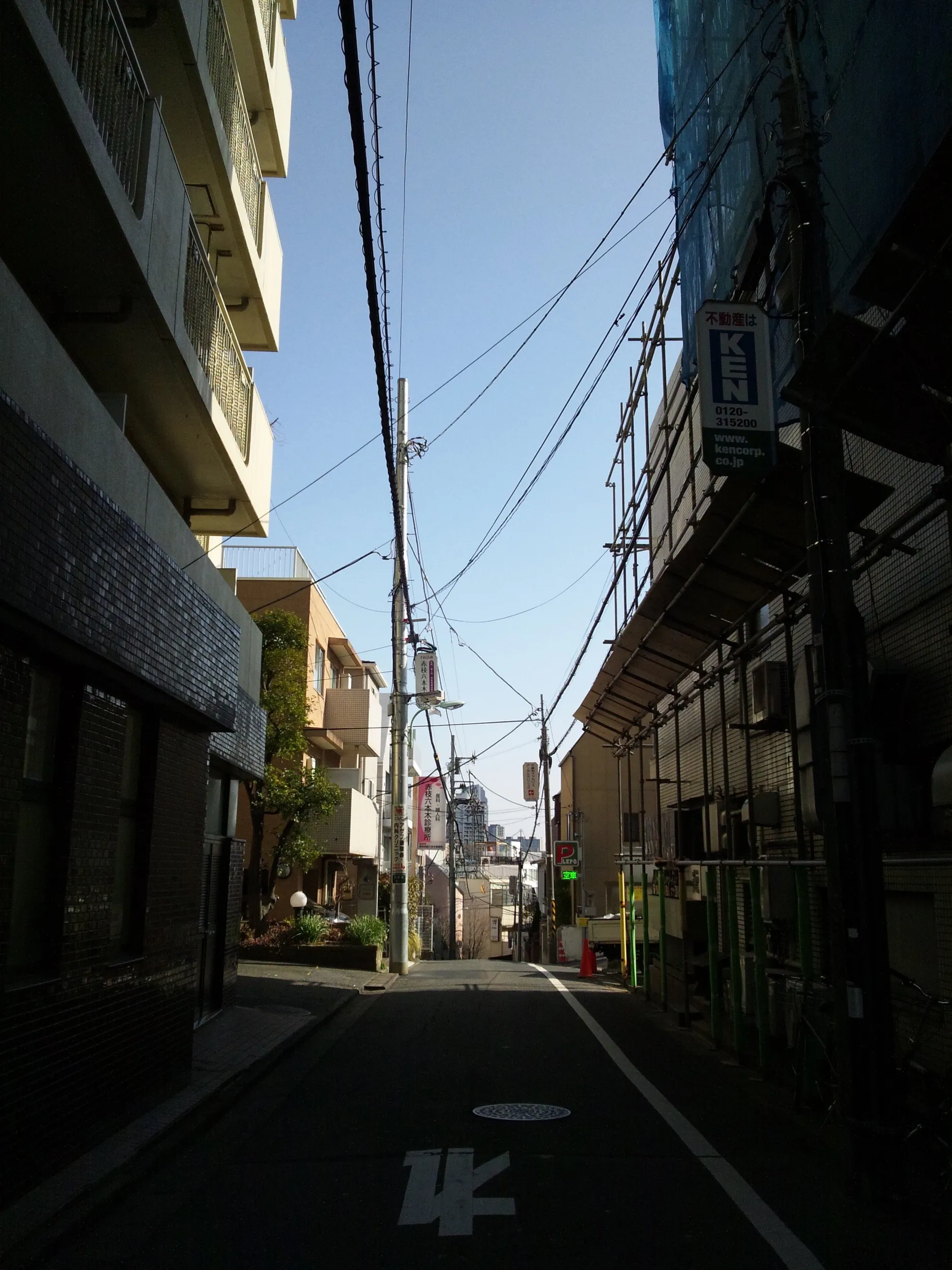 六本木ヒルズ、中国大使館近くの風景