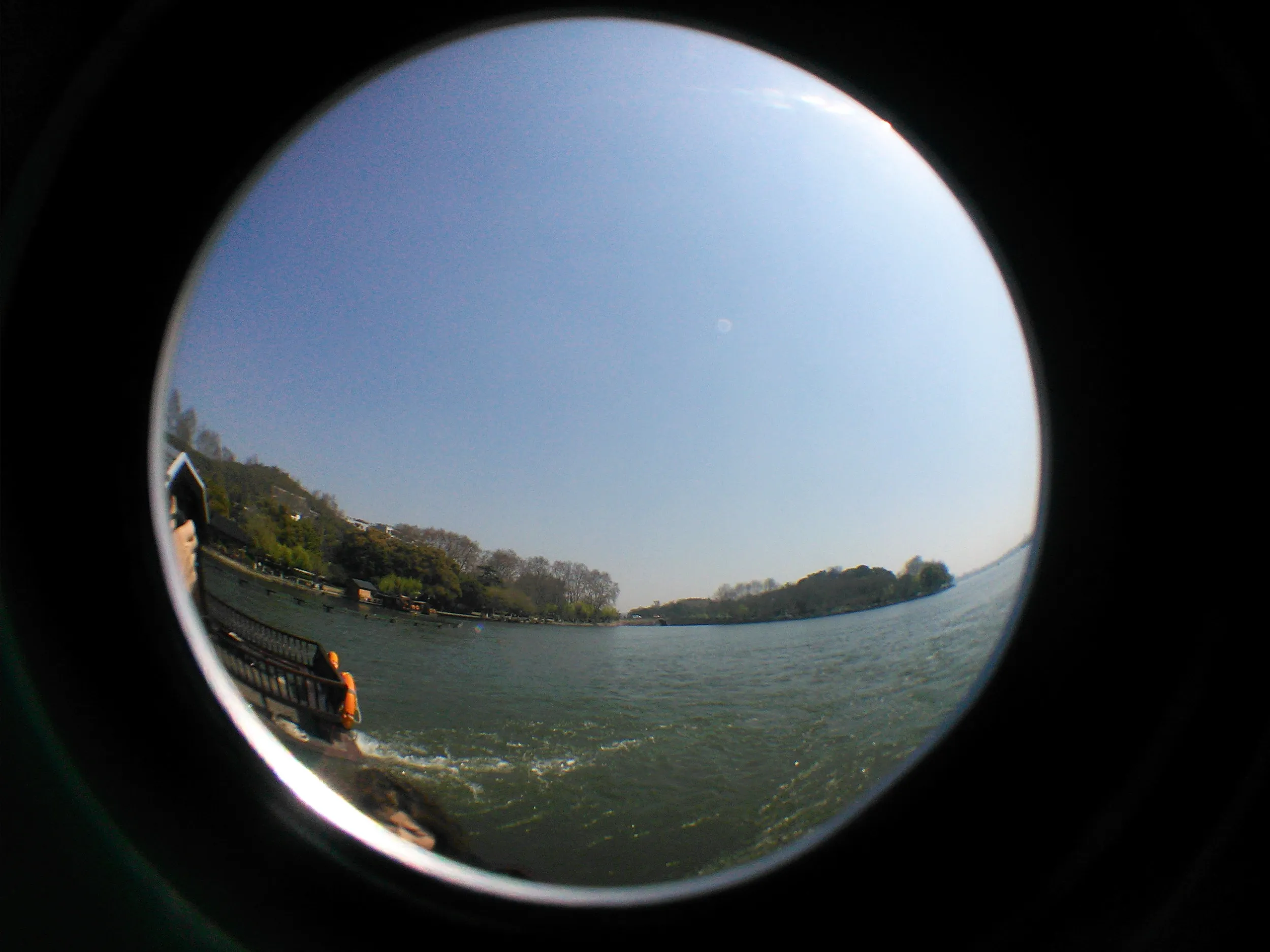 遊覧船からの風景