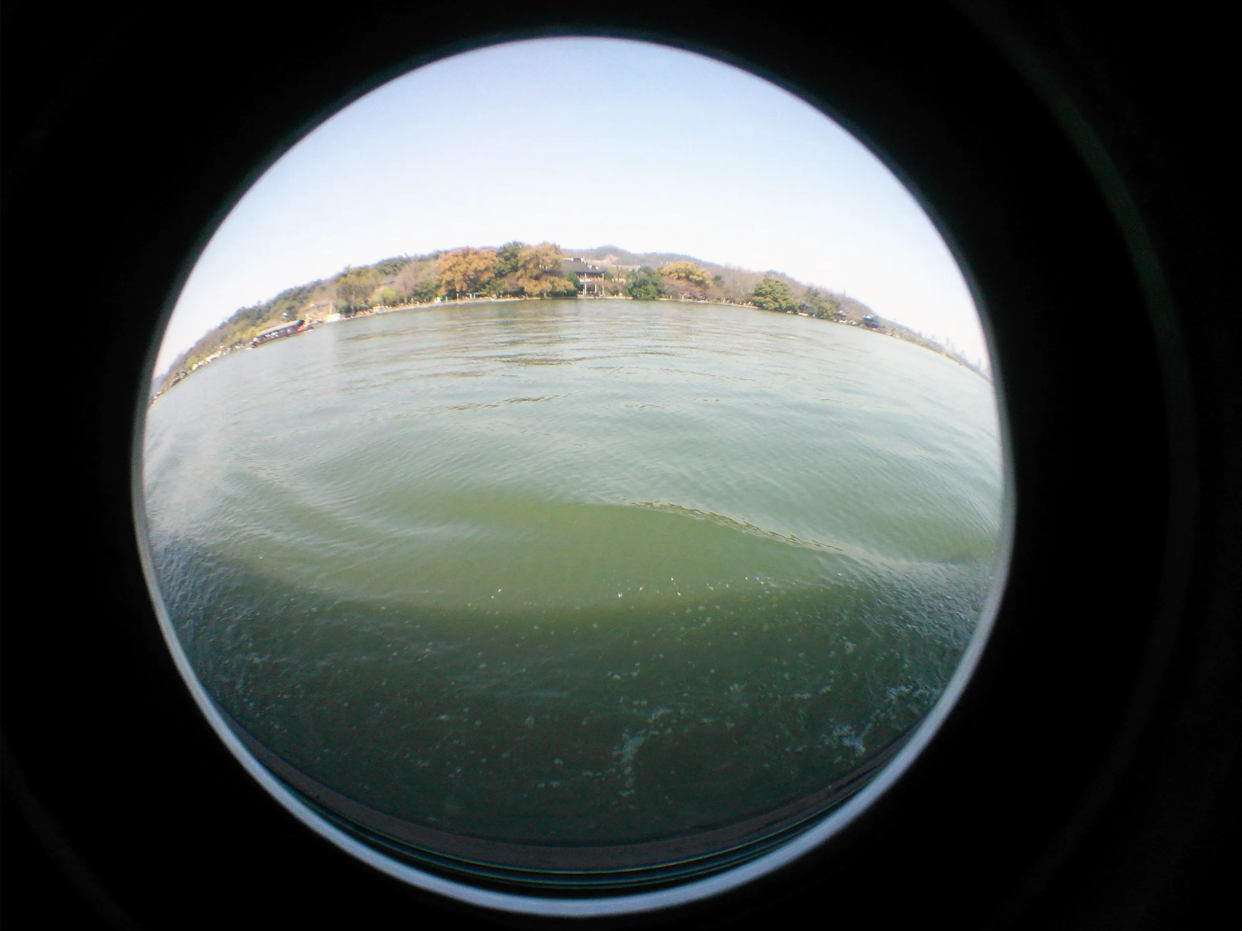 遊覧船からの風景