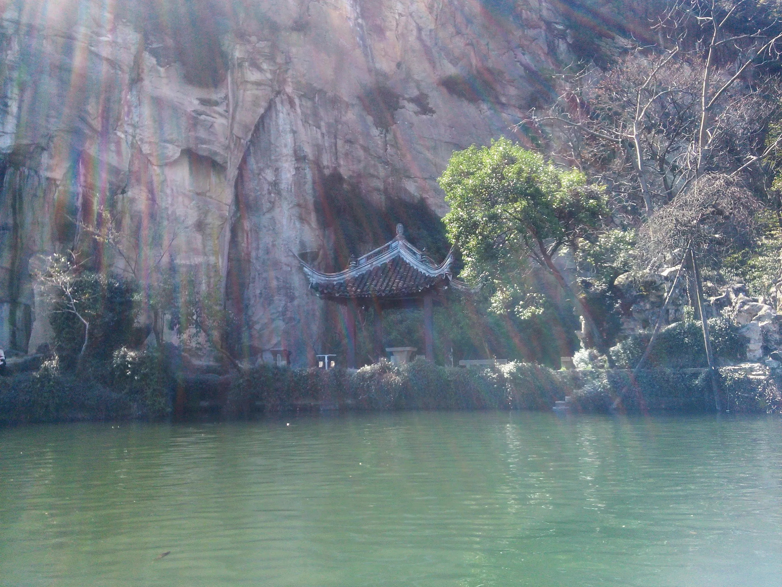 ボートからの東湖風景