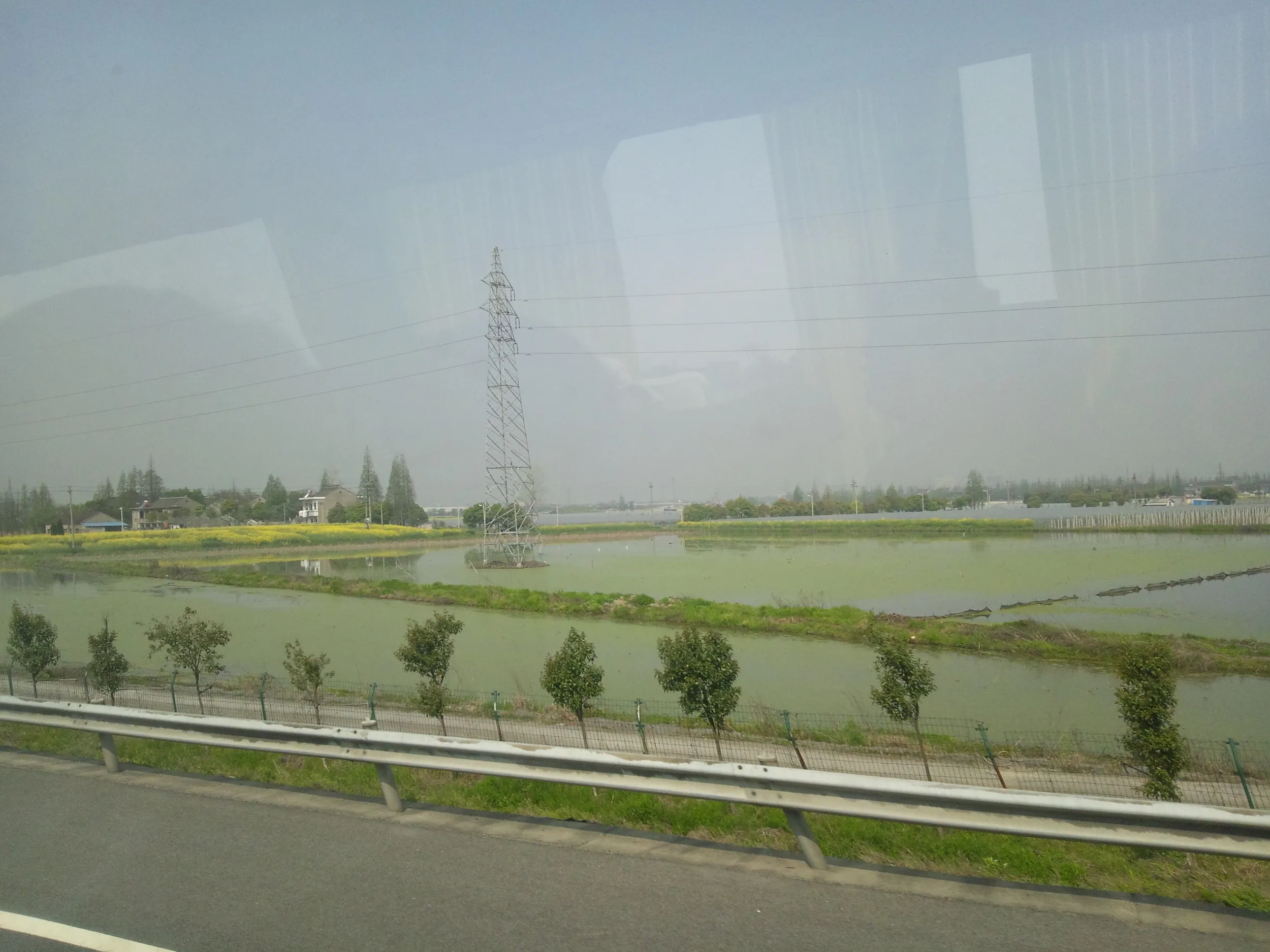 上海・杭州間の車窓風景