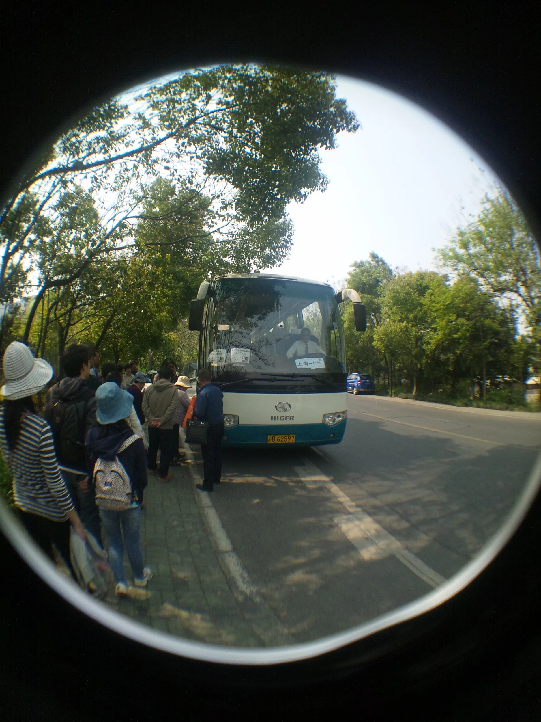 杭州・西湖龍井茶の新茶摘みツアー