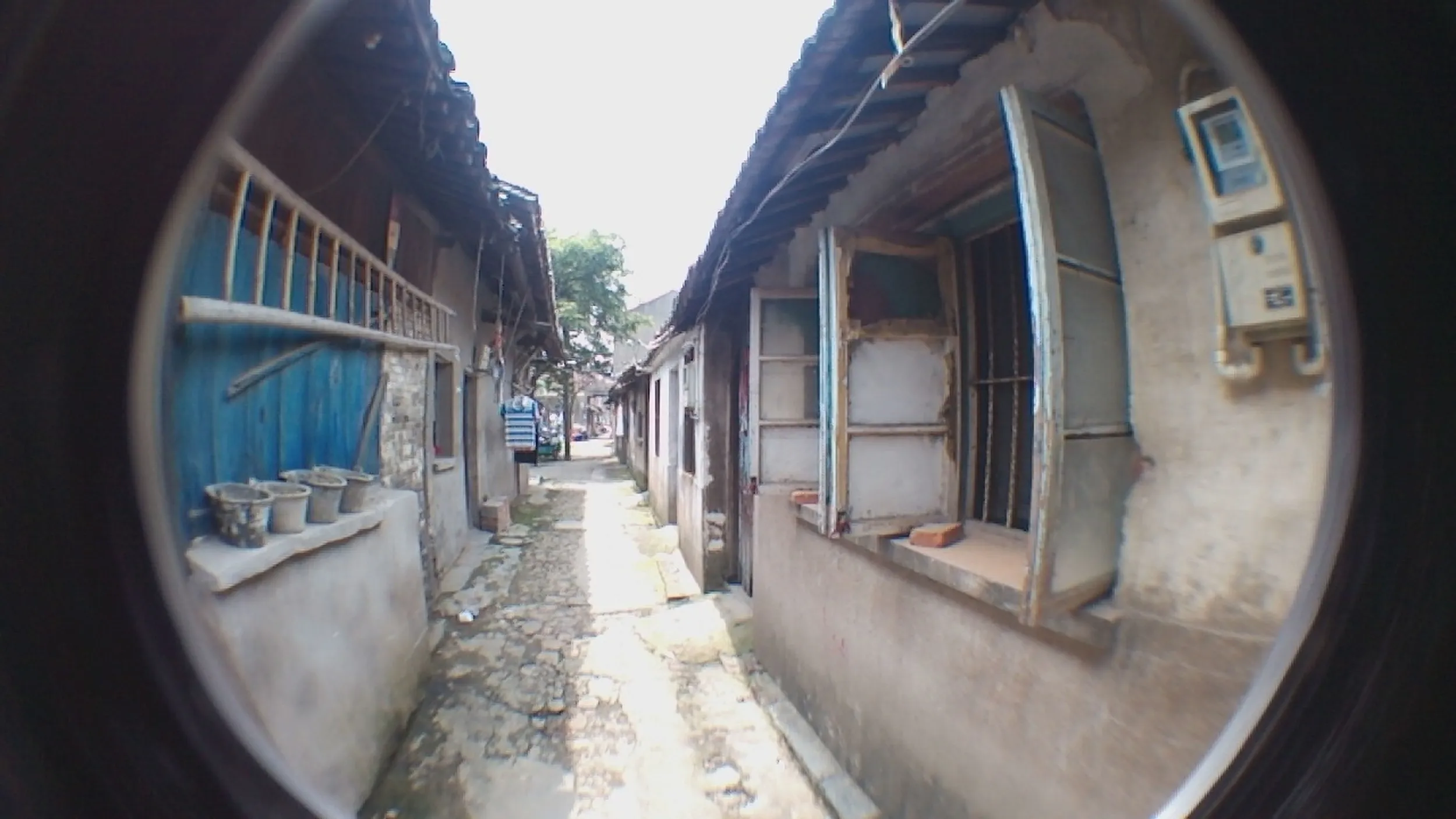 方橋商住小区付近の民家