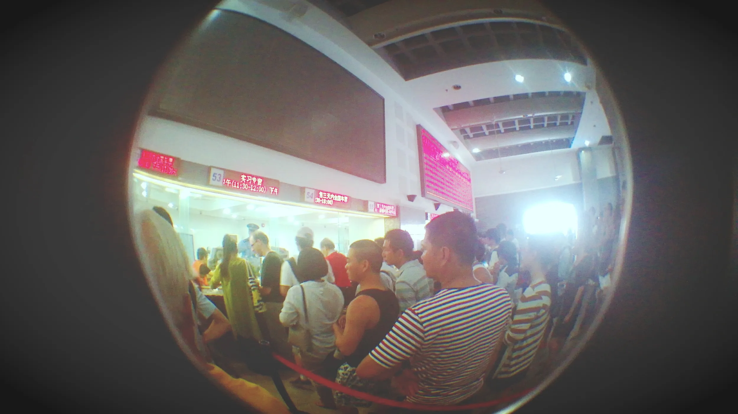 上海駅の切符売場