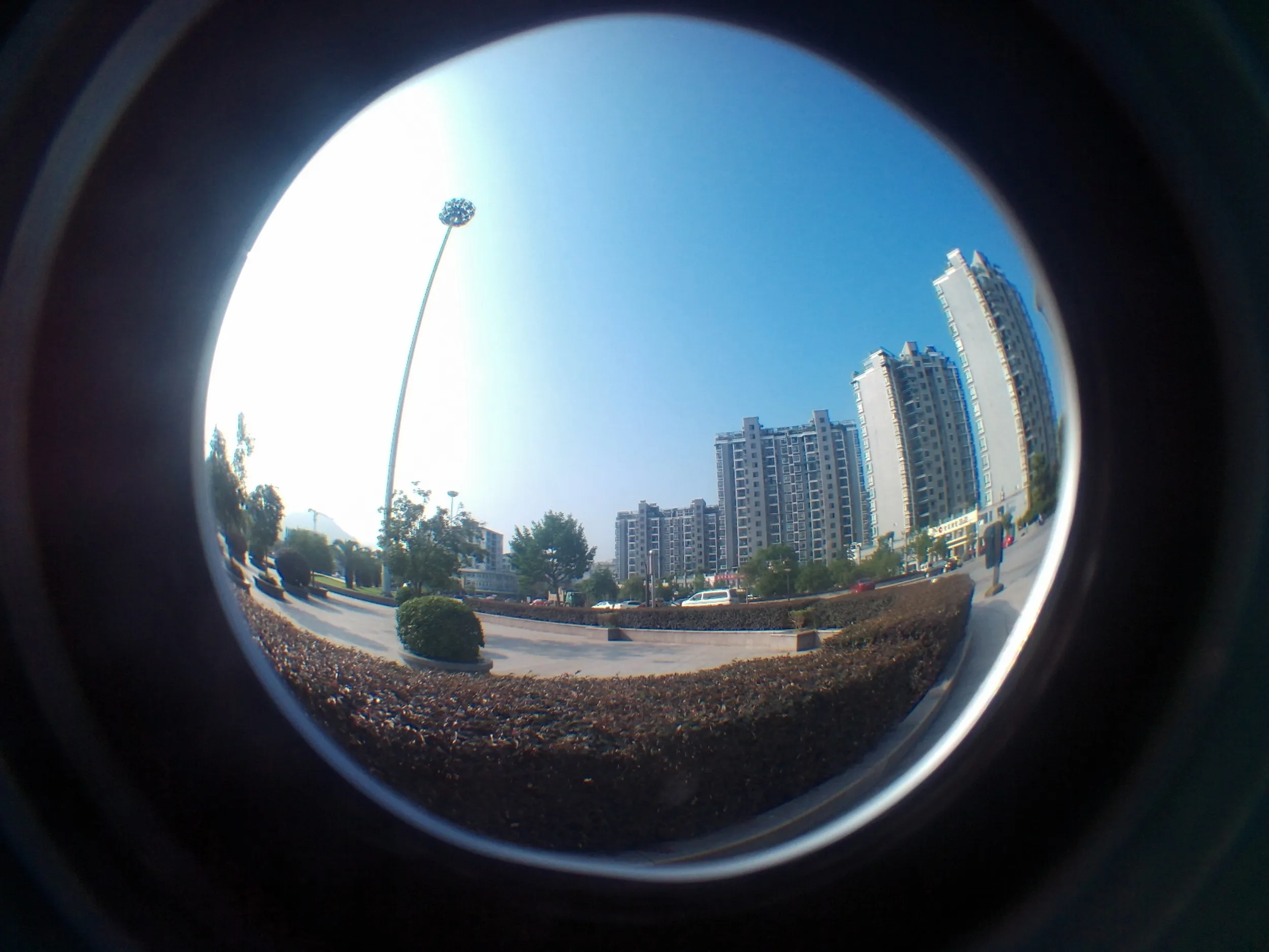 縉雲駅前の広場