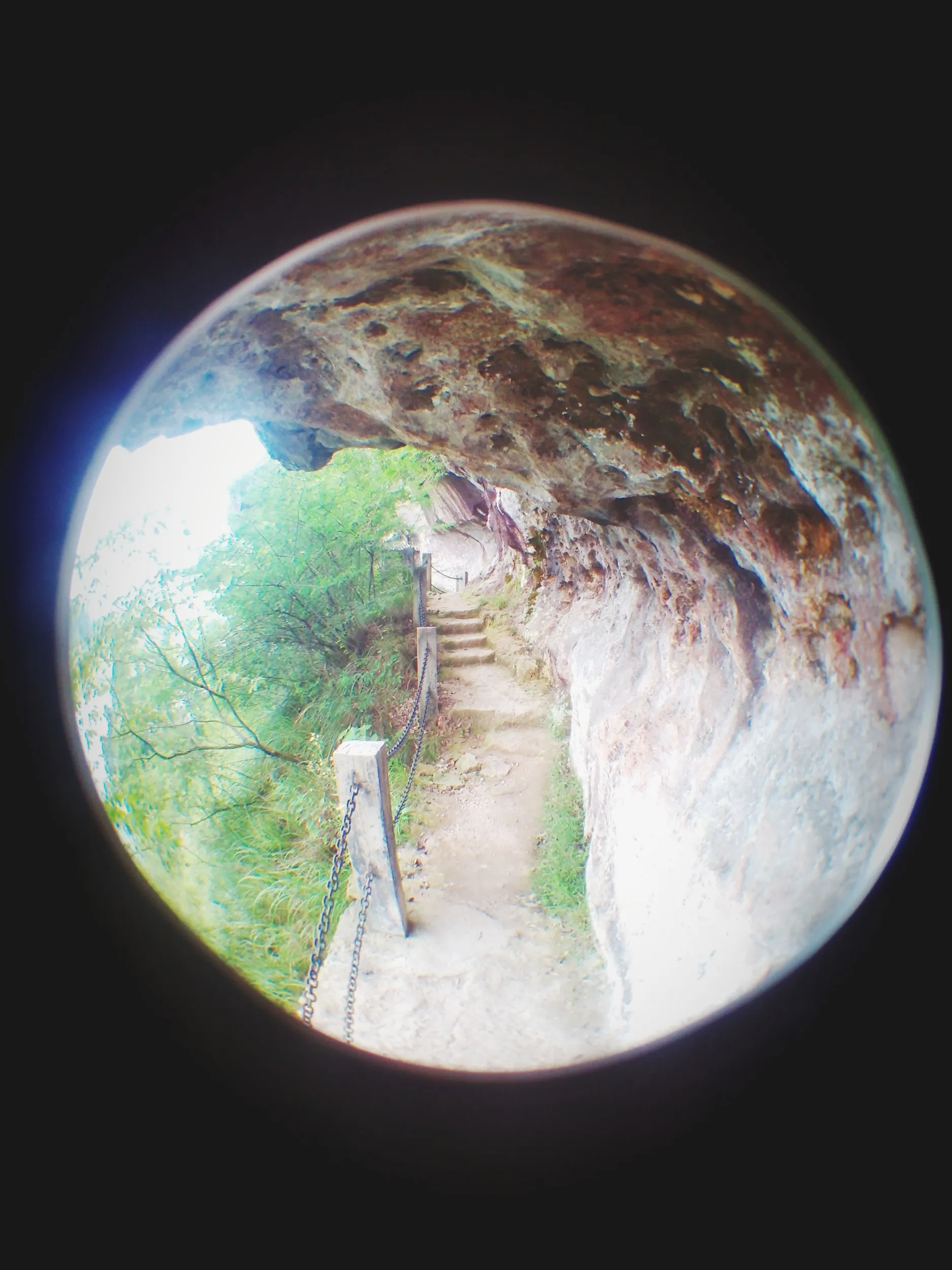 小赤壁の崖の上