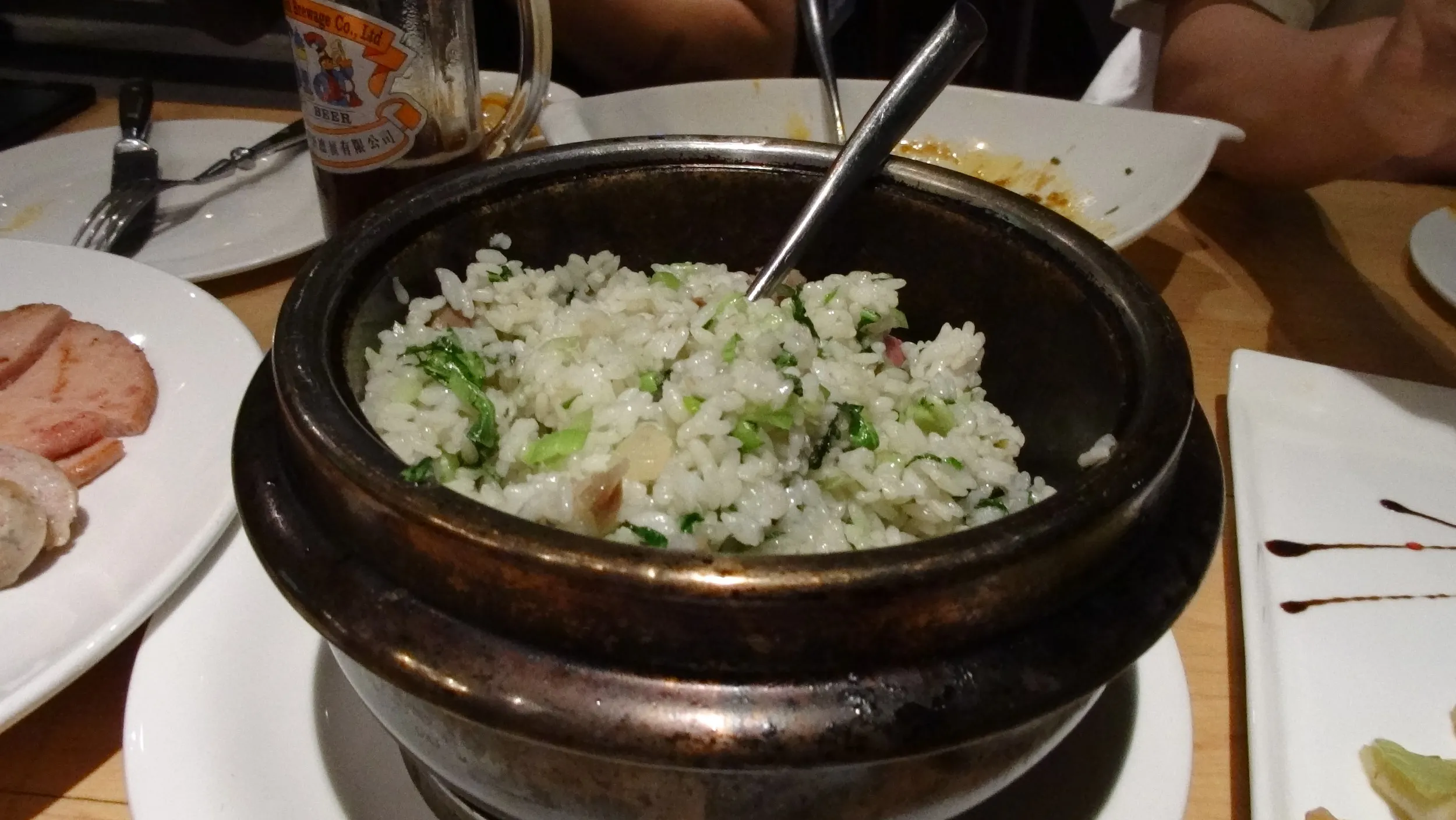 外灘啤酒總匯のご飯