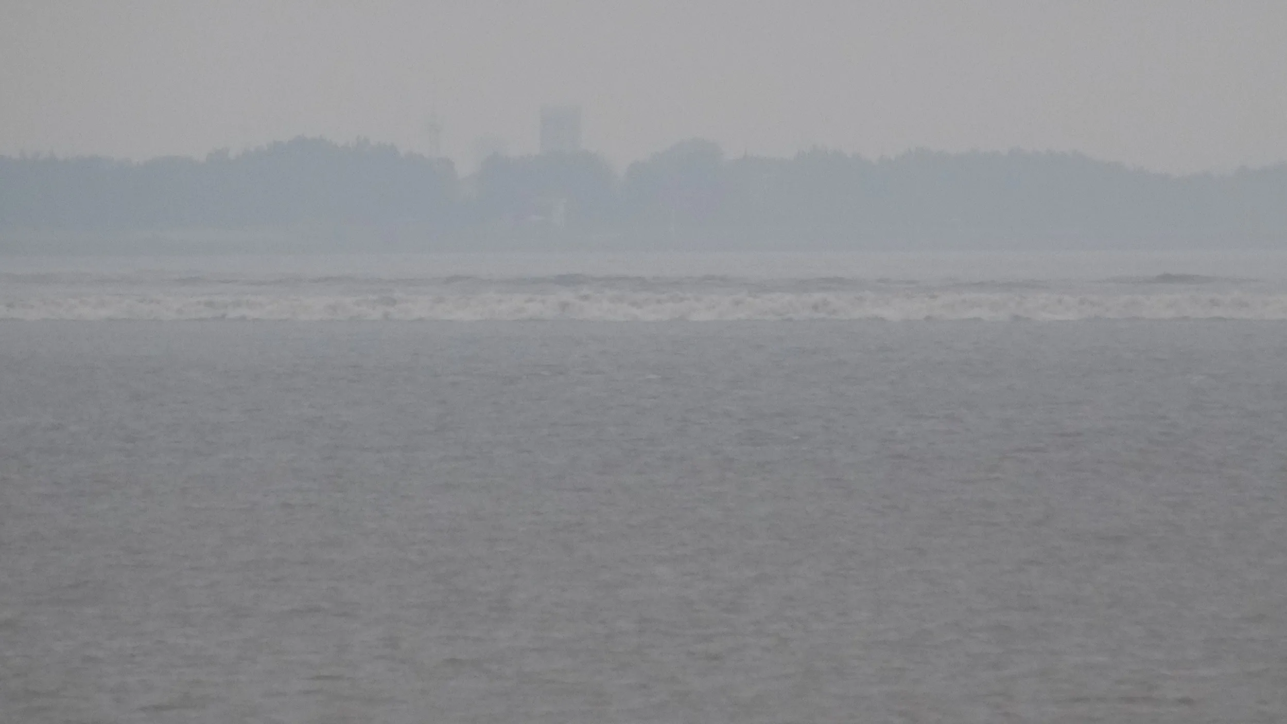 銭塘江の大潮・逆流を見る