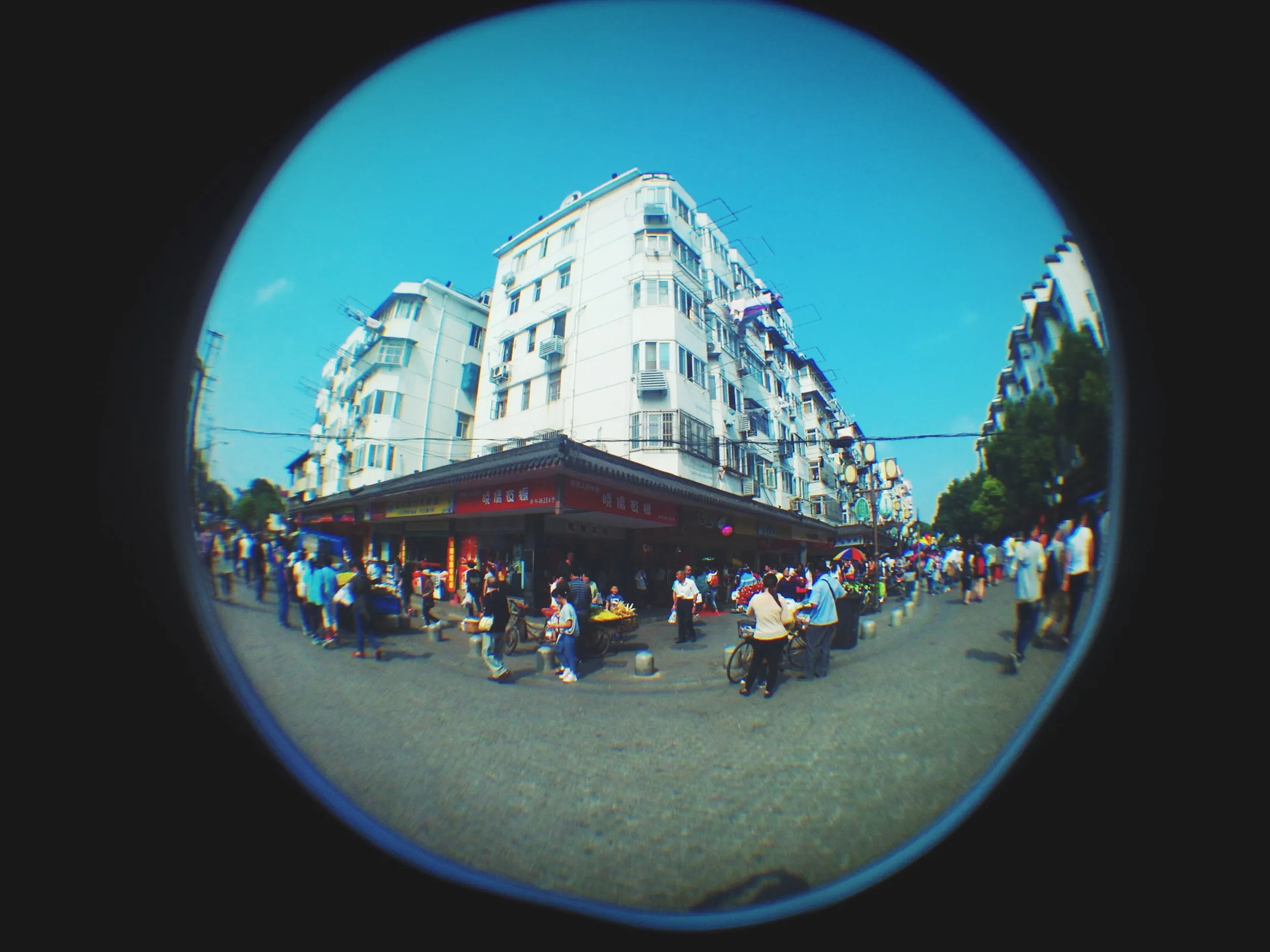 七宝老街の広場