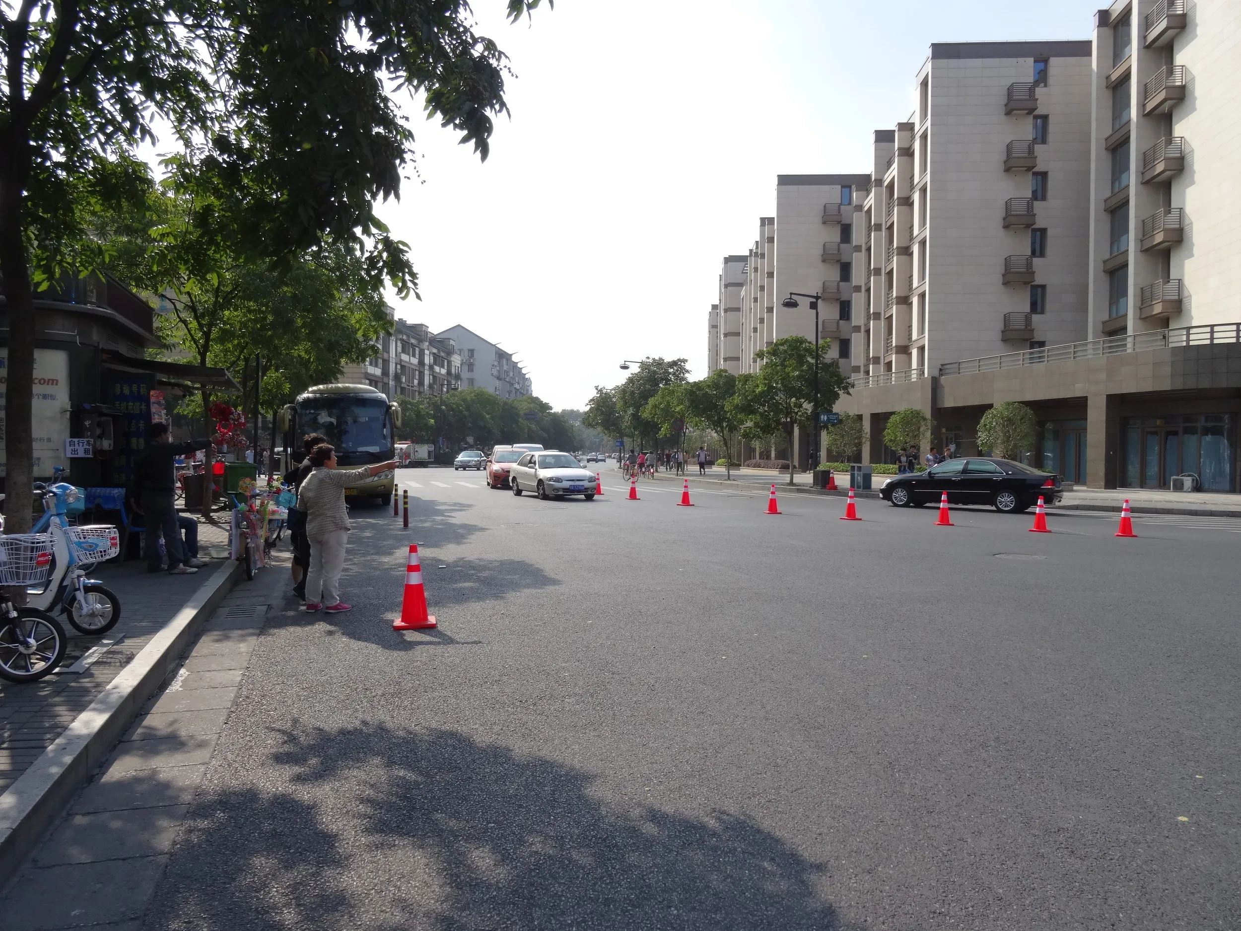 河坊街から西湖を目指す