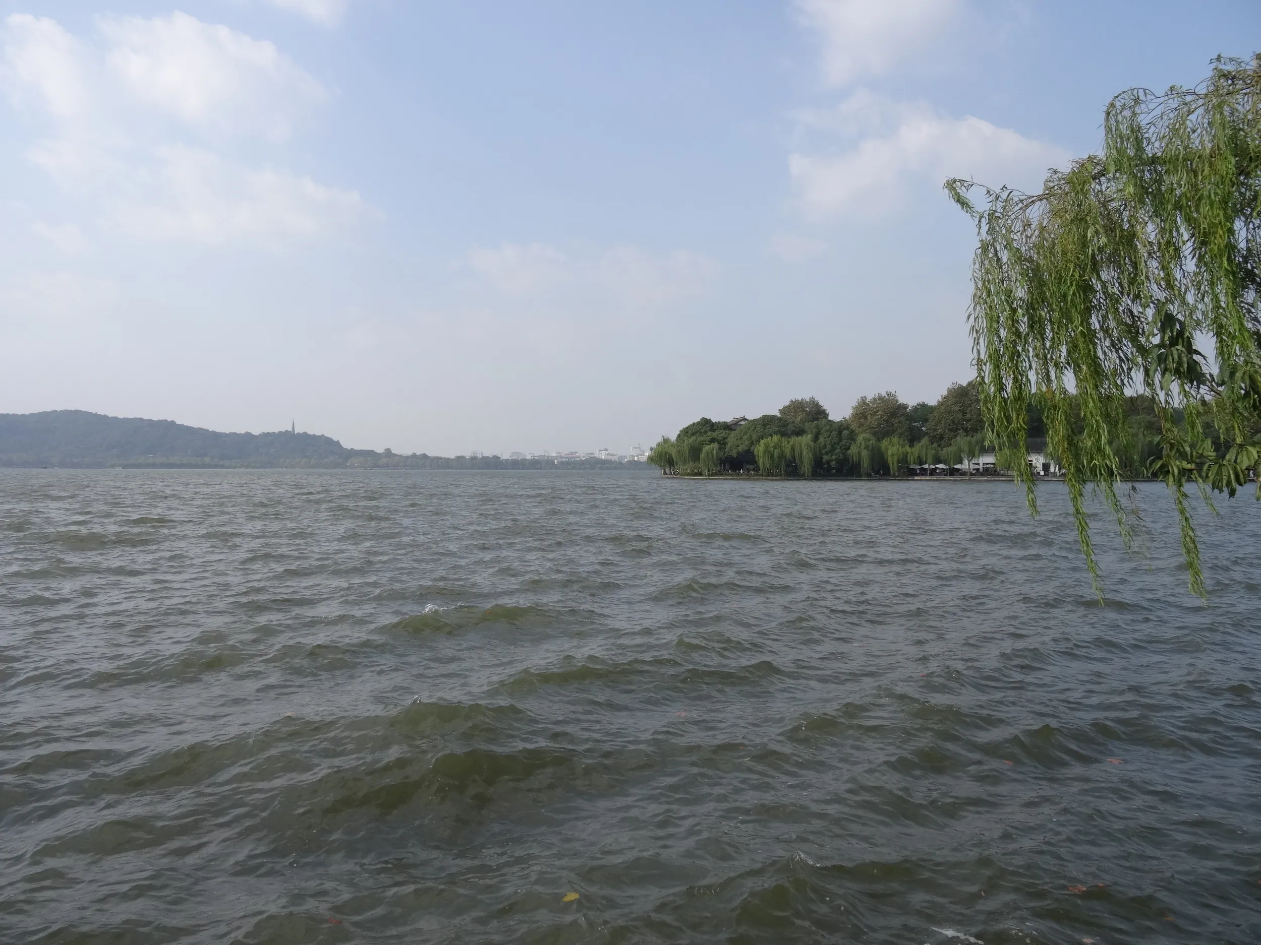 西湖の風景
