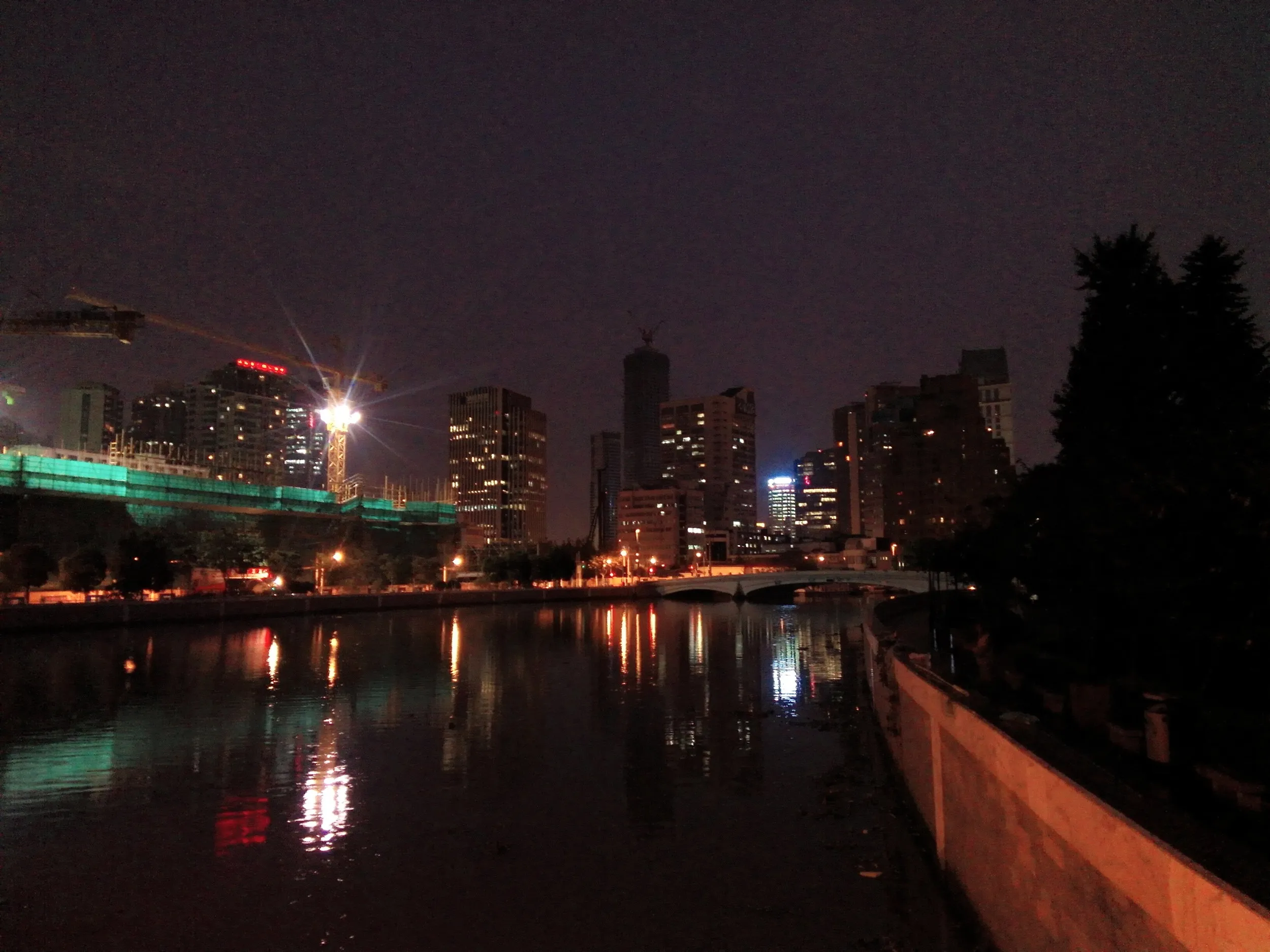 南蘇州路から上海の夜景