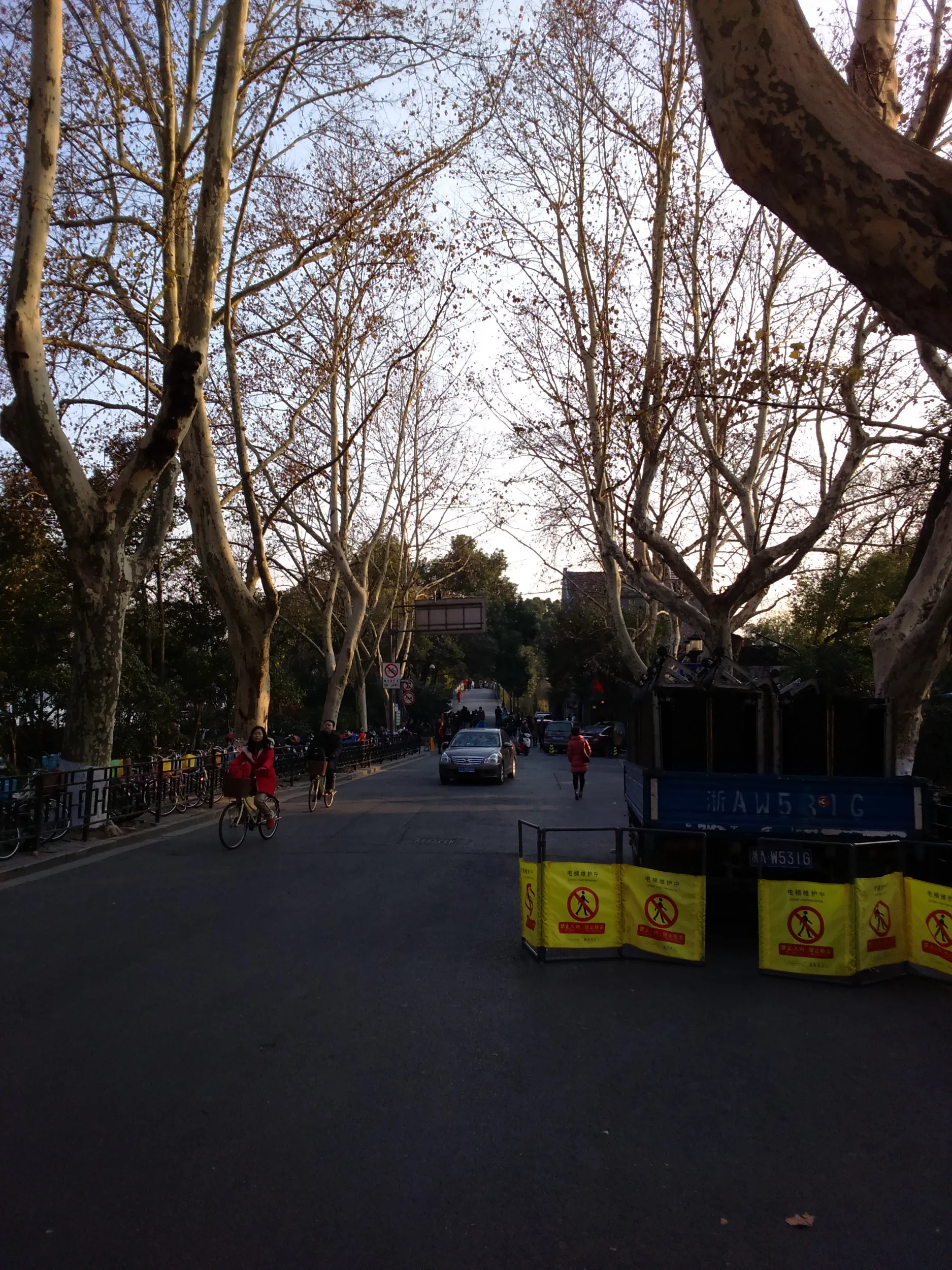 西湖から霊隠景観区まで散歩