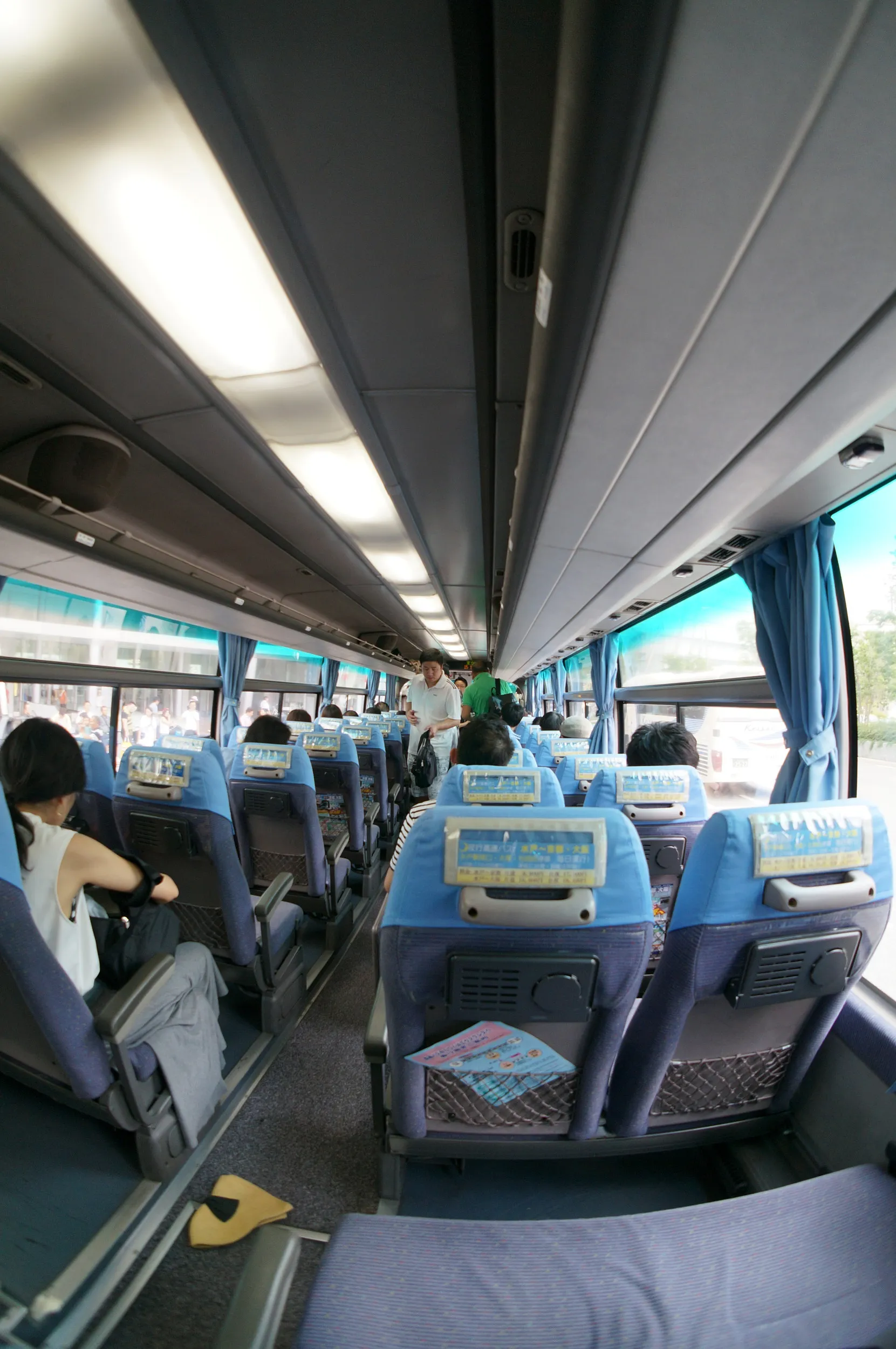 高速バスの車窓