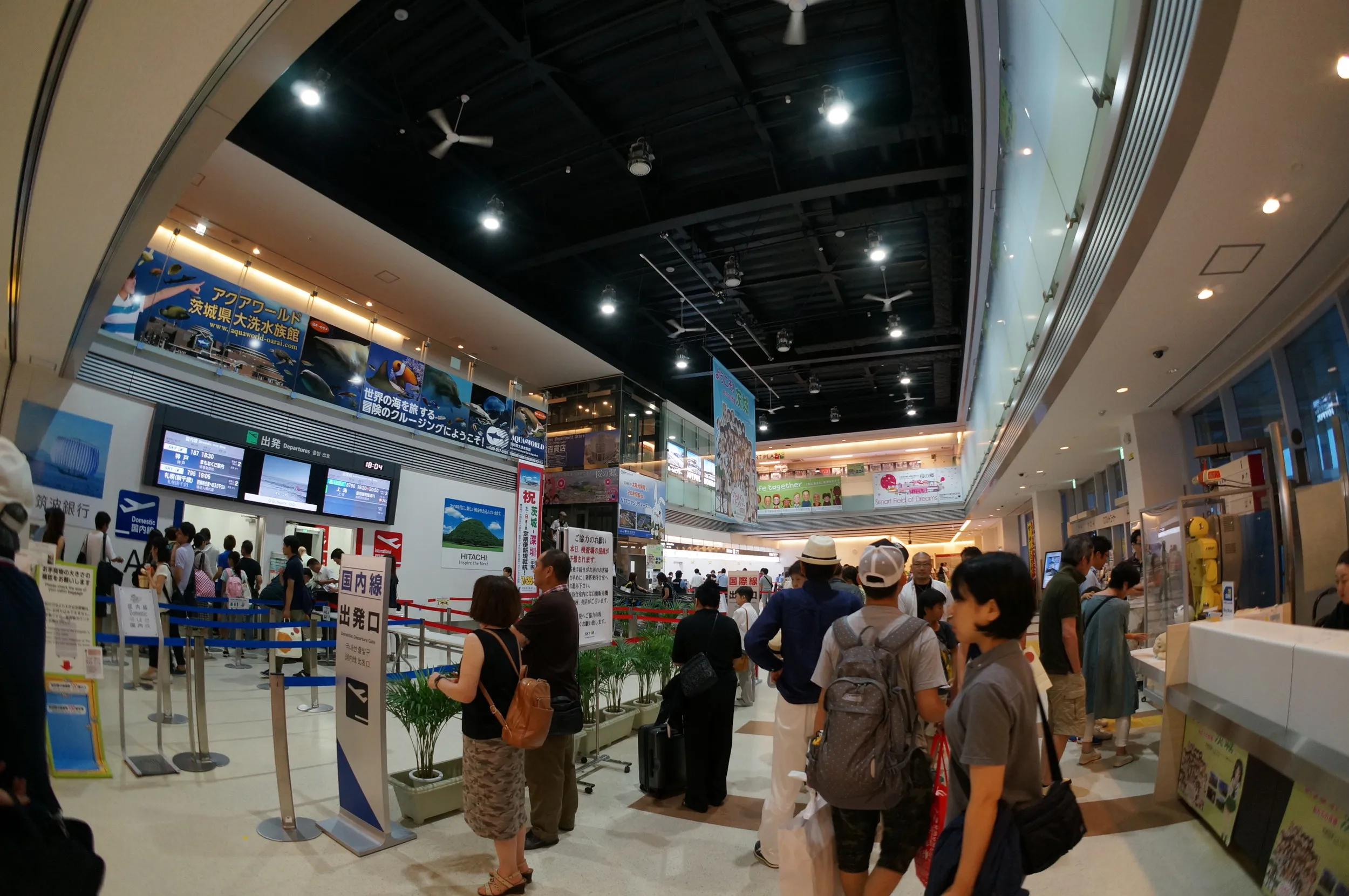 茨城空港のラウンジ