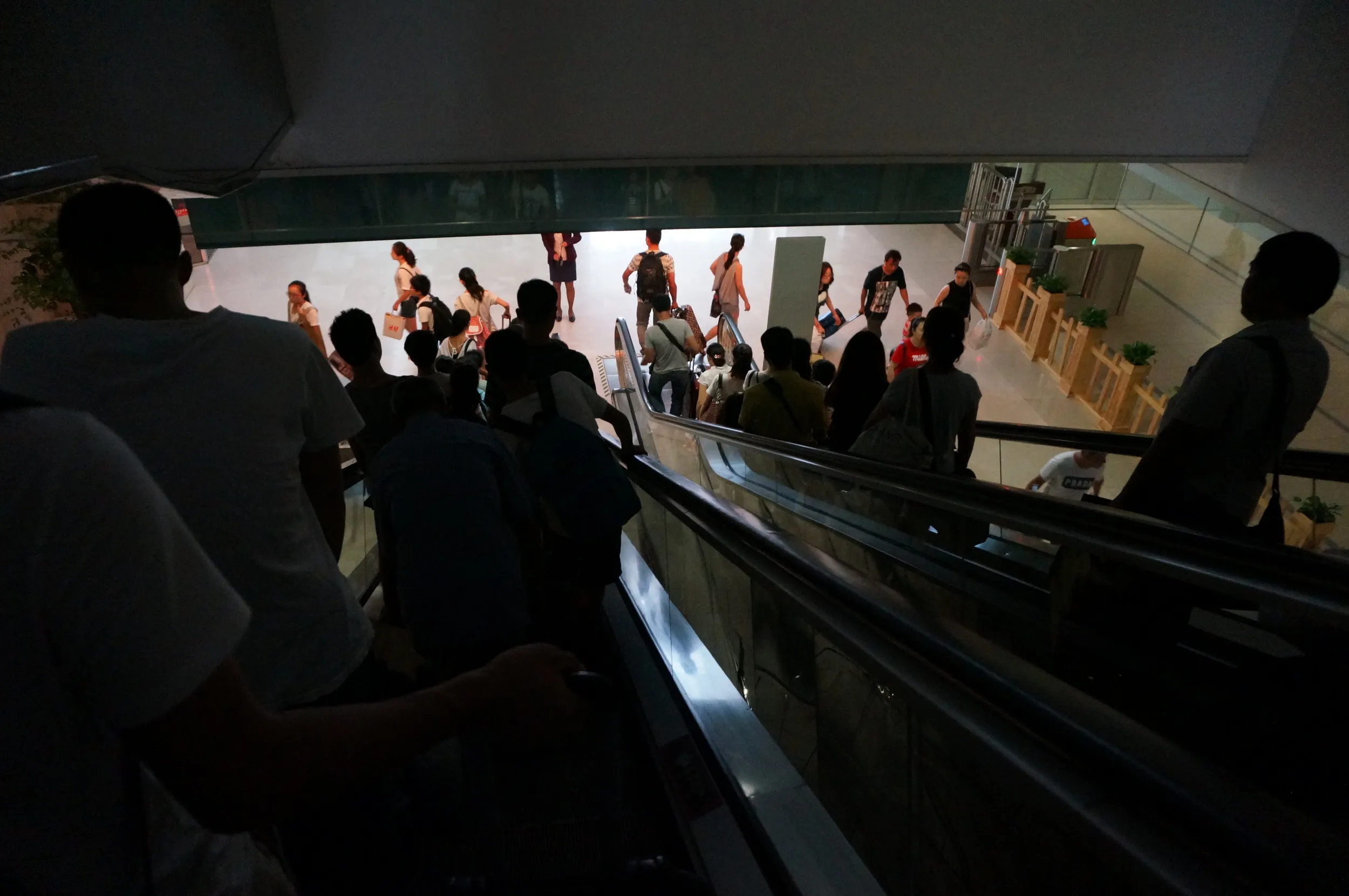 ホームへ向かう