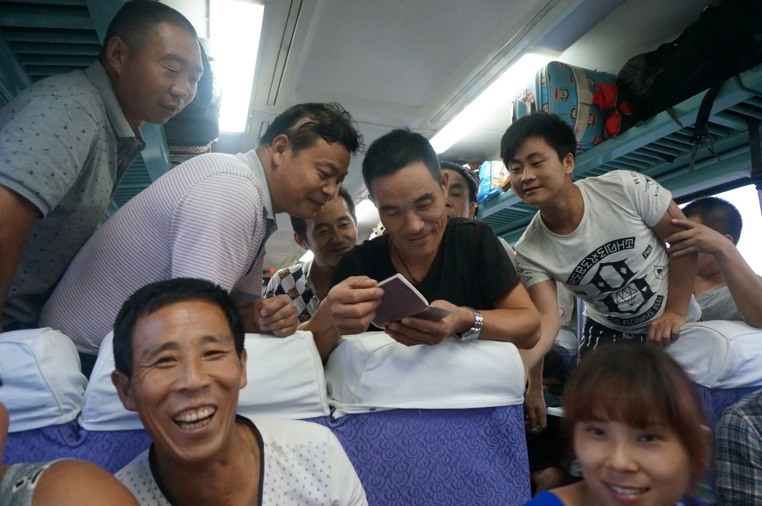 パスポートチェック