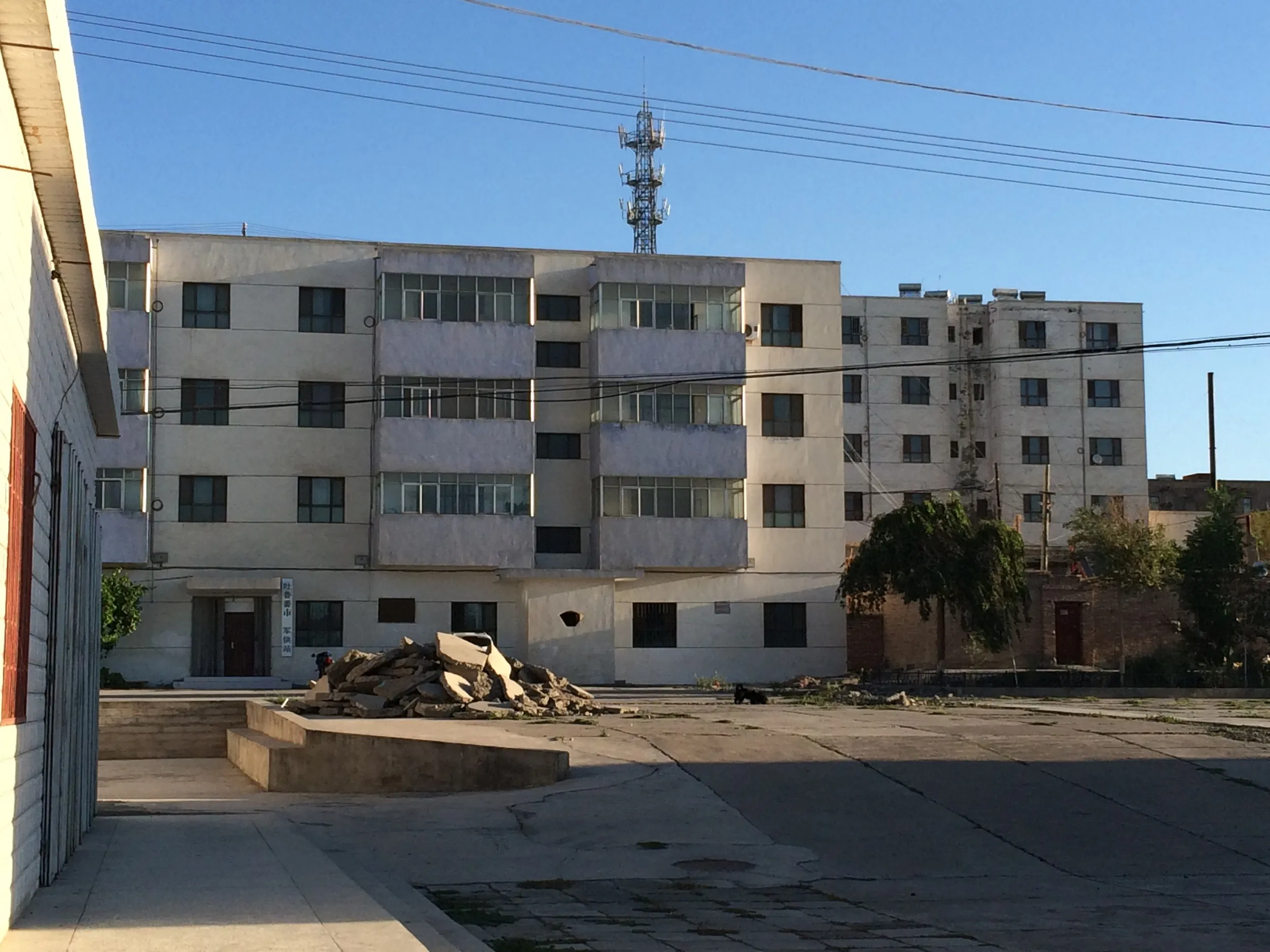 大河沿鎮の軍供站