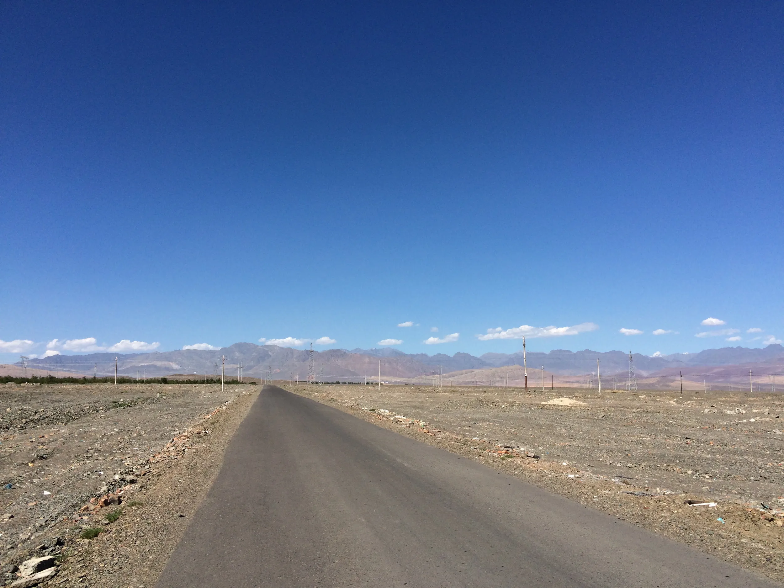 砂漠地帯を散歩