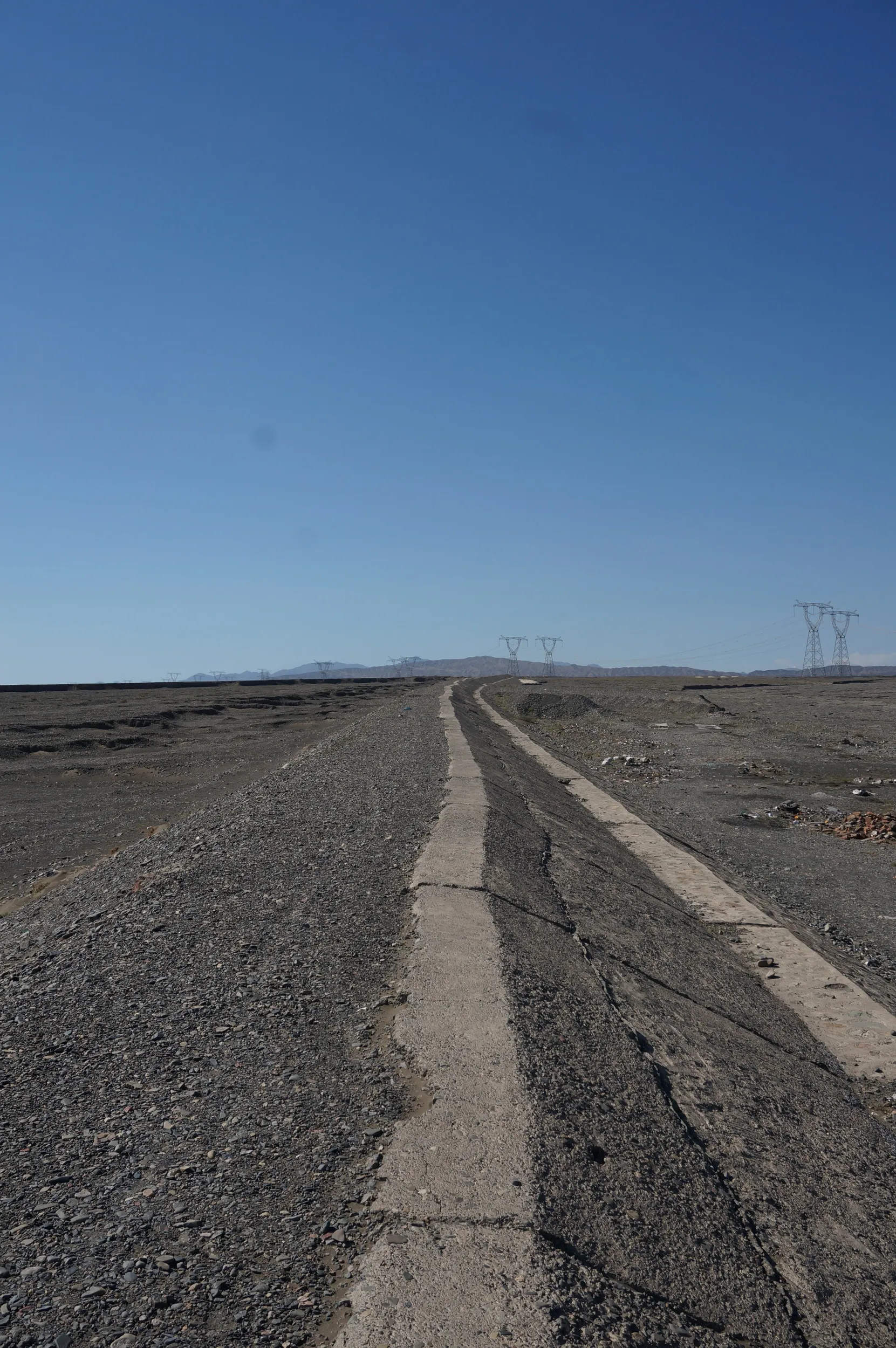 砂漠地帯を散歩