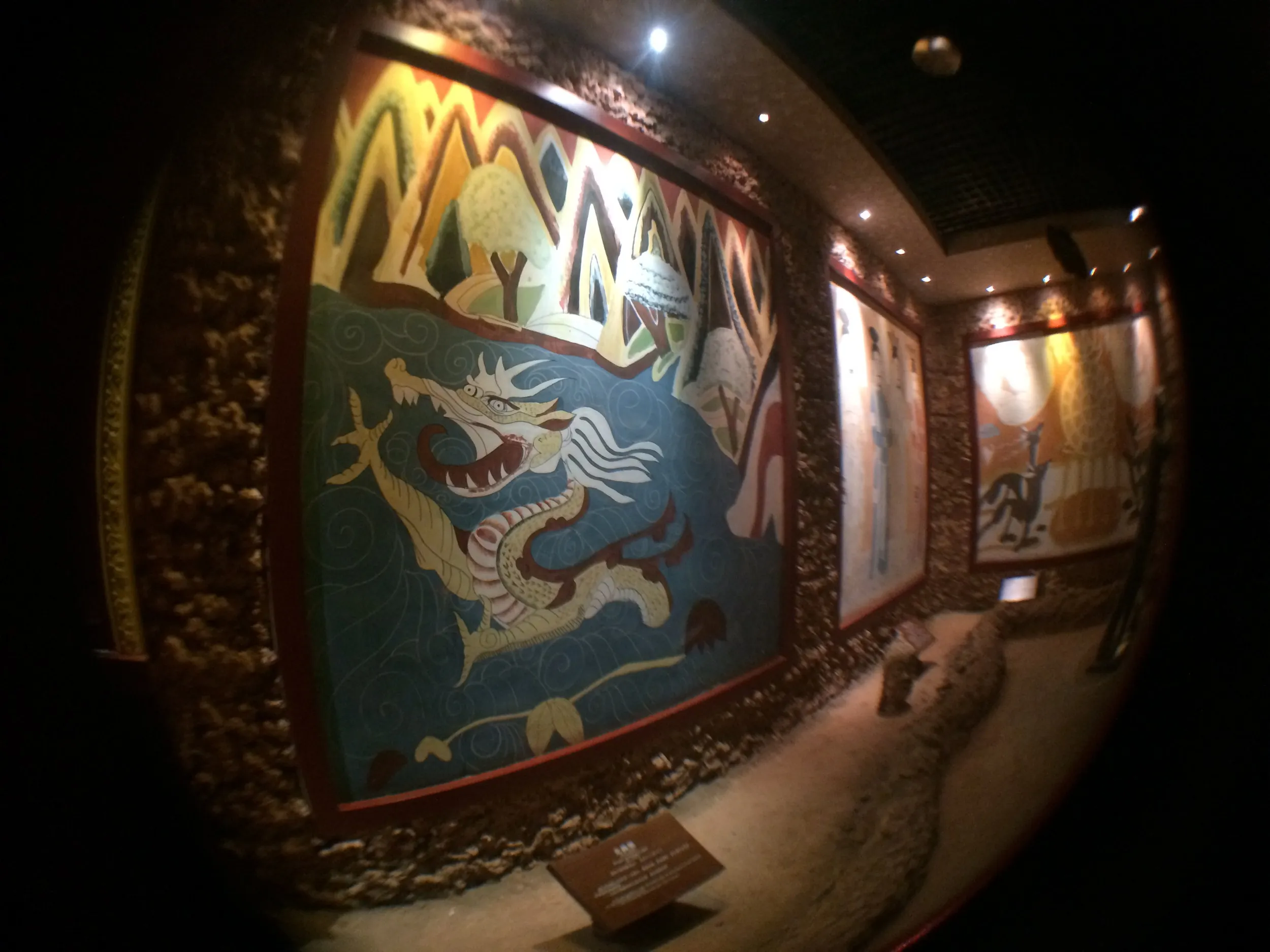 火焔山景観区を観光