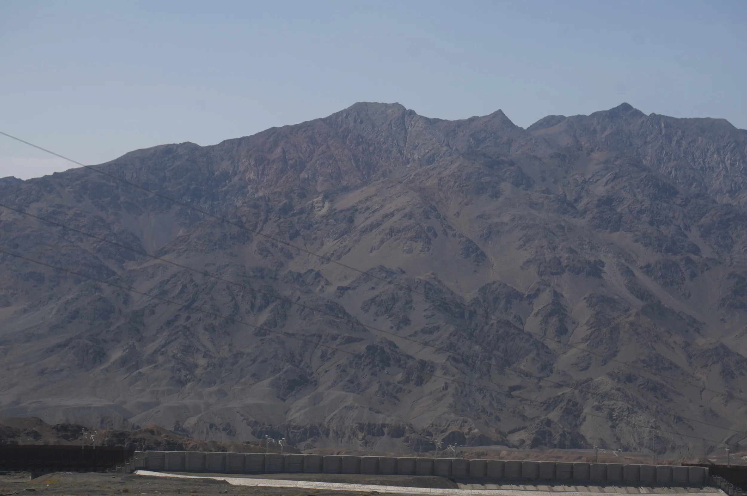 トルファン~ウルムチ間の車窓風景